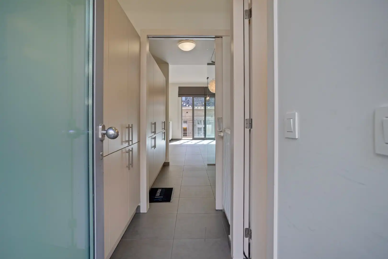 Studio met ruim terras, ondergrondse autostaanplaats en private kelderberging in Leuven! - EPC 60 kWh/m² - bewoonbare opp. 47 m² foto 6