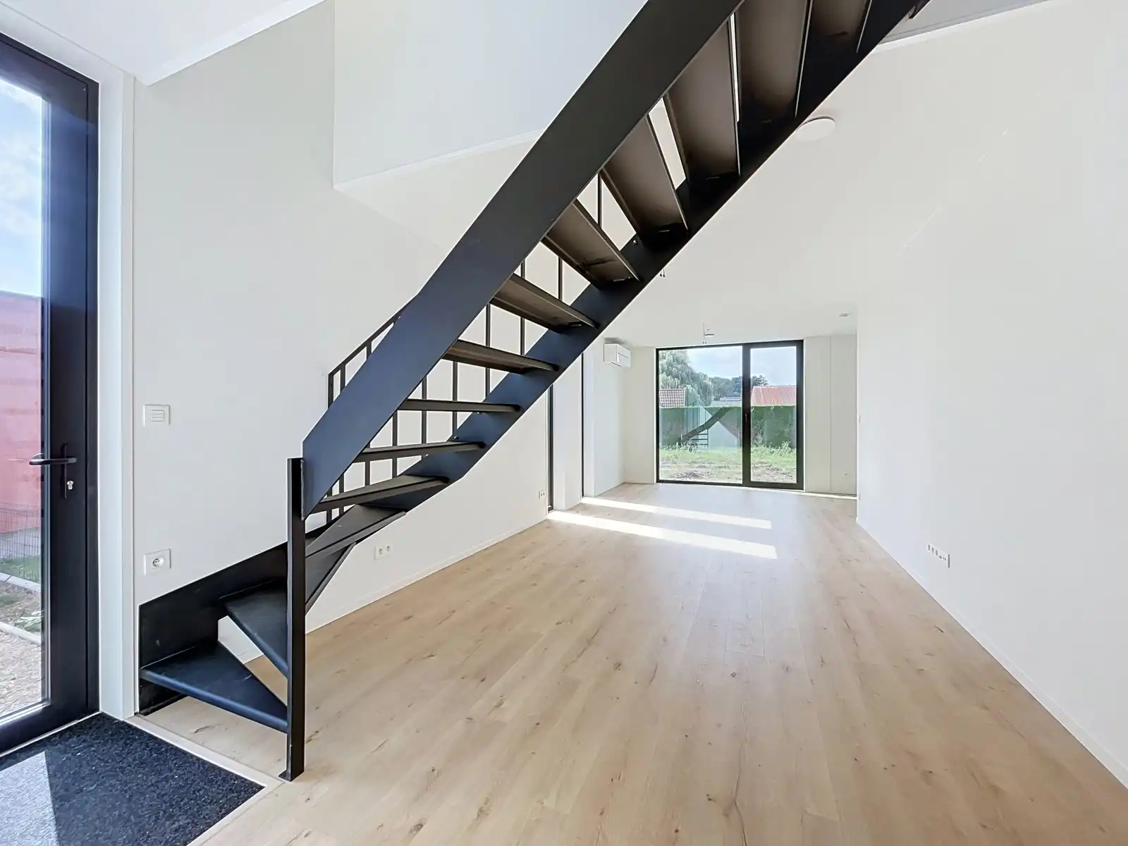 Instapklare nieuwbouwwoning – incl. BTW & registratie €377.965 ✨ foto 3