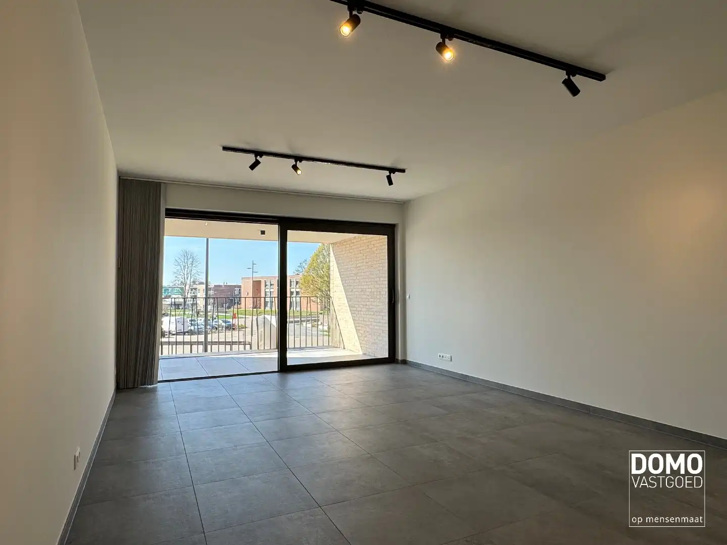 Modern nieuwbouwappartement op de bovenste verdieping met ruim terras foto 4