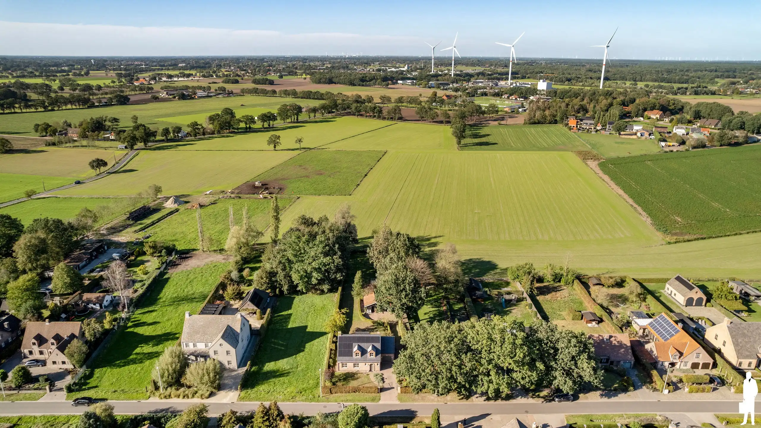 Ruime gezinswoning met 4 slaapkamers, polyvalente ruimte, vrijstaande garage met carport en open zicht in Nieuwmoer foto 39