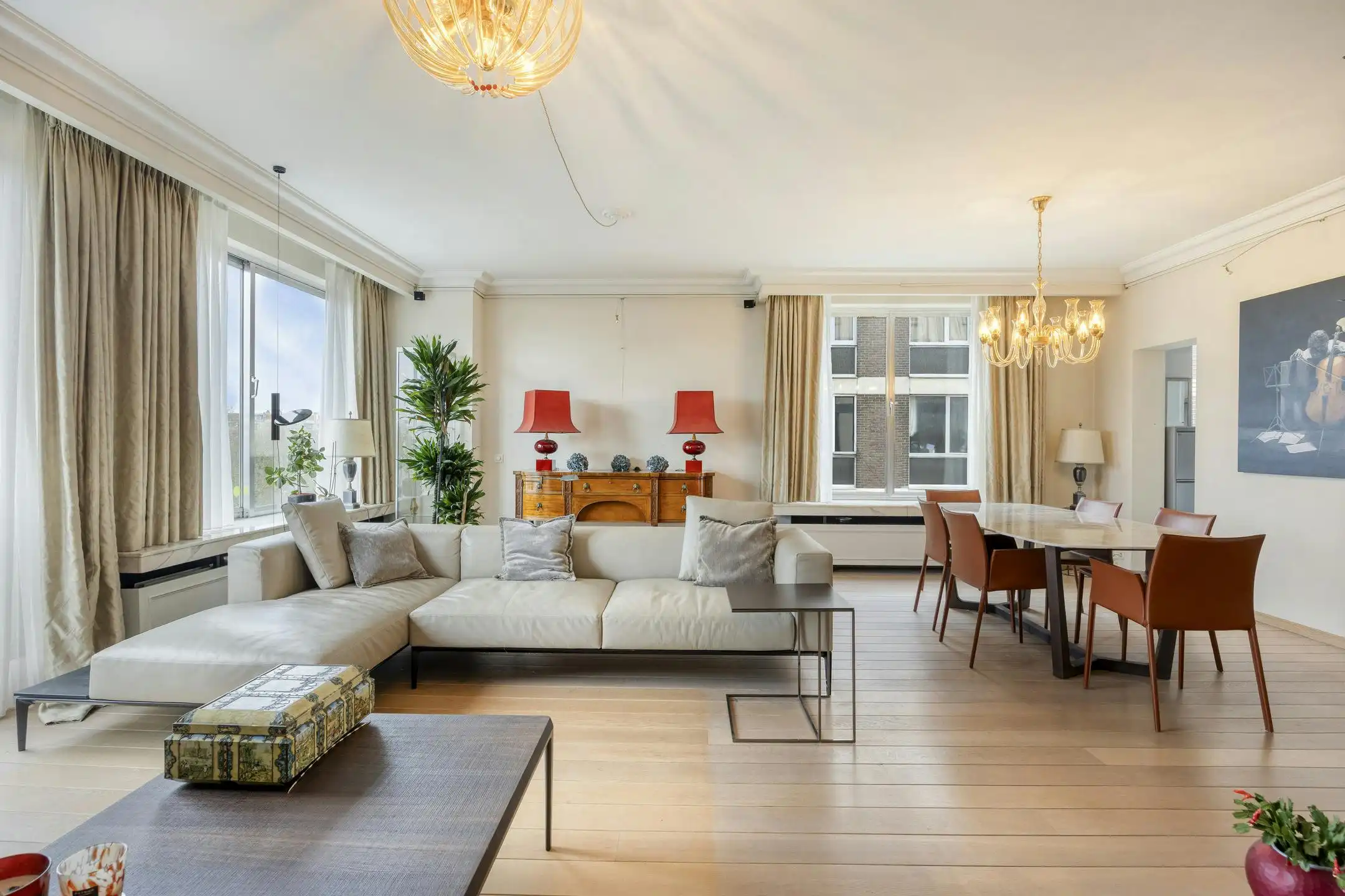 Appartement met twee slaapkamers en parkzicht te koop in Antwerpen centrum foto 3