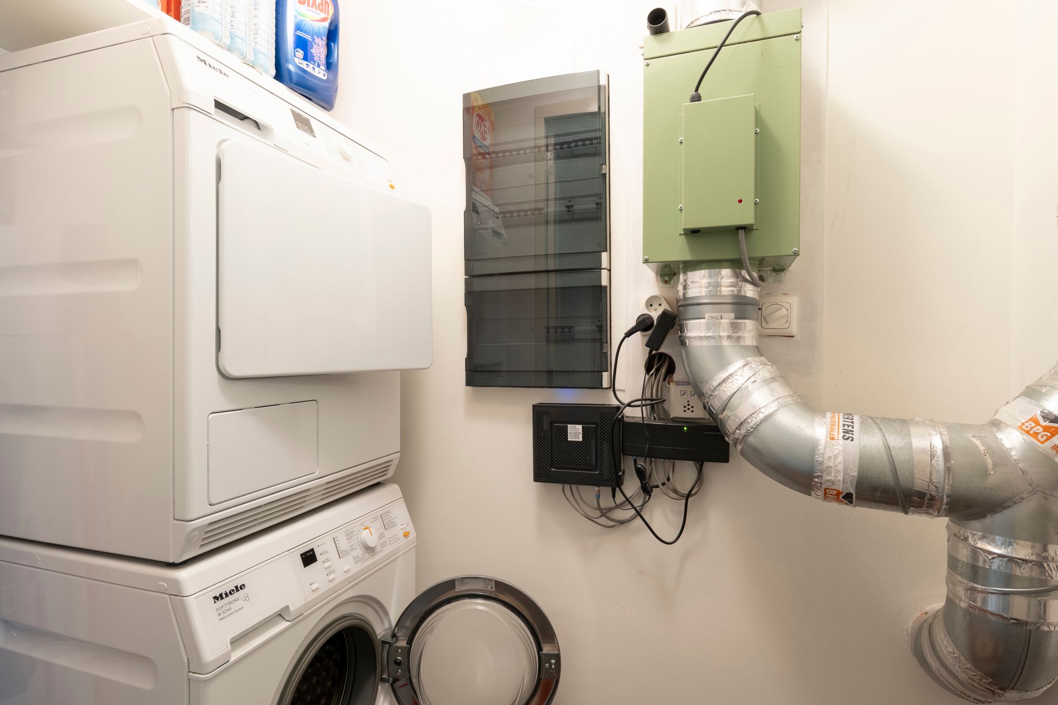 Instapklaar 2-slaapkamer appartement – reeds verhuurd foto 5