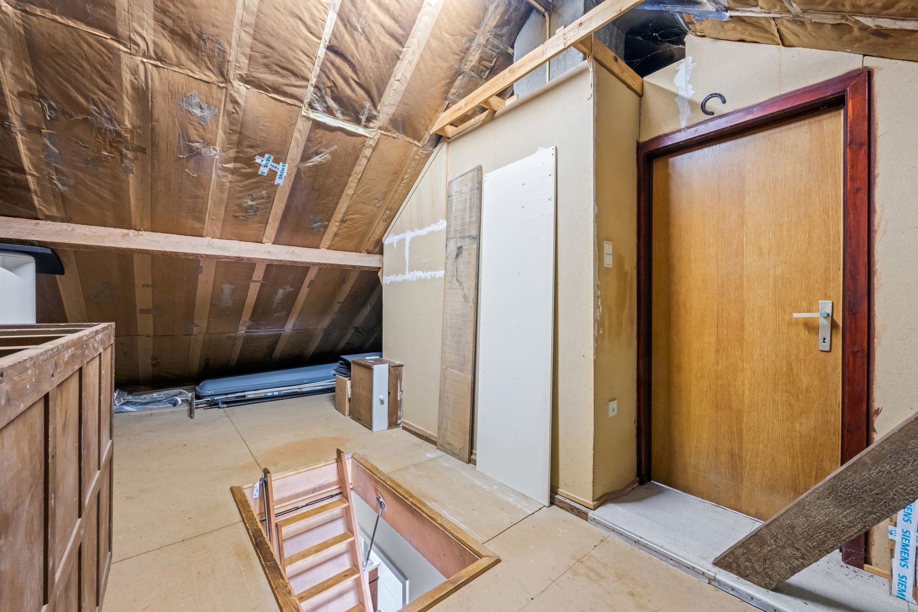 Zeer rustig gelegen 3-slpk woning te Sint-Kruis incl. garage foto 17