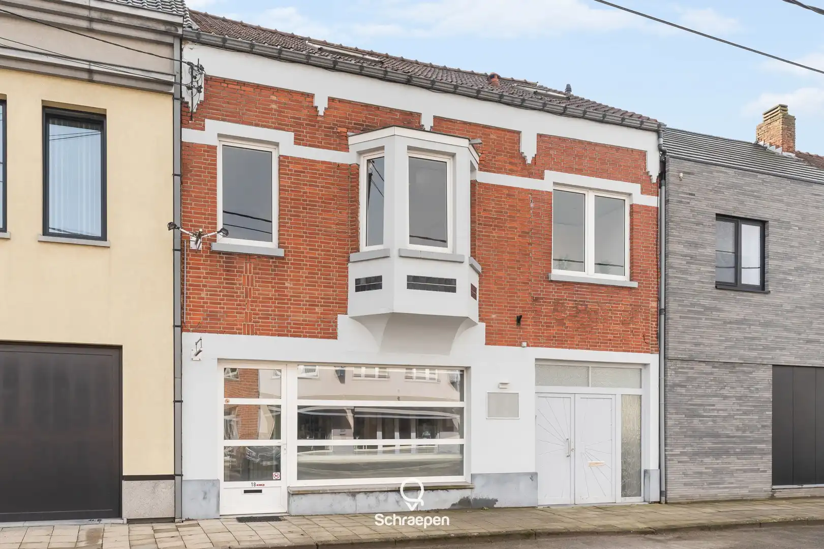 Karaktervolle woonst met handelsruimte op absolute toplocatie in Zonhoven-centrum! foto 23