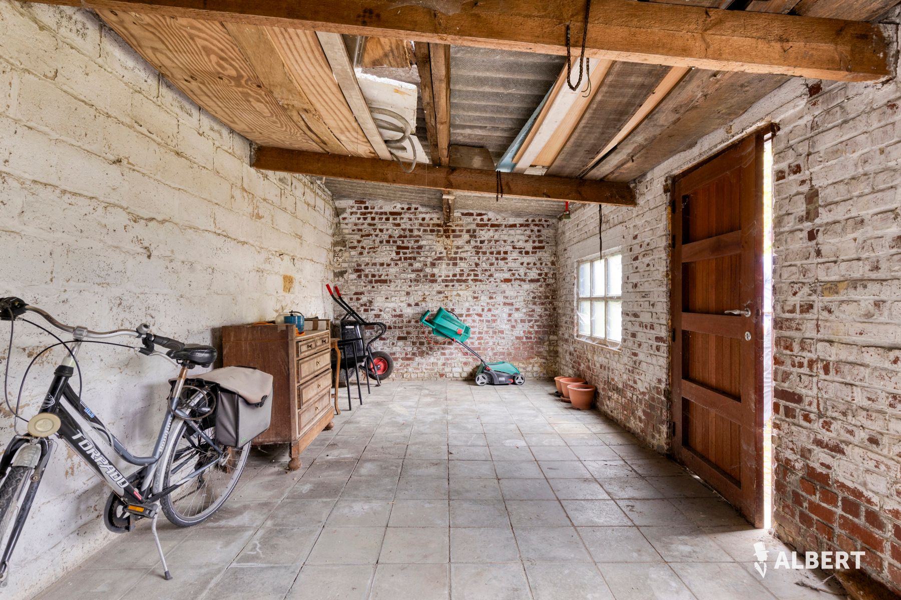 Woning met 3 slaapkamers en tuin in rustige straat foto 13