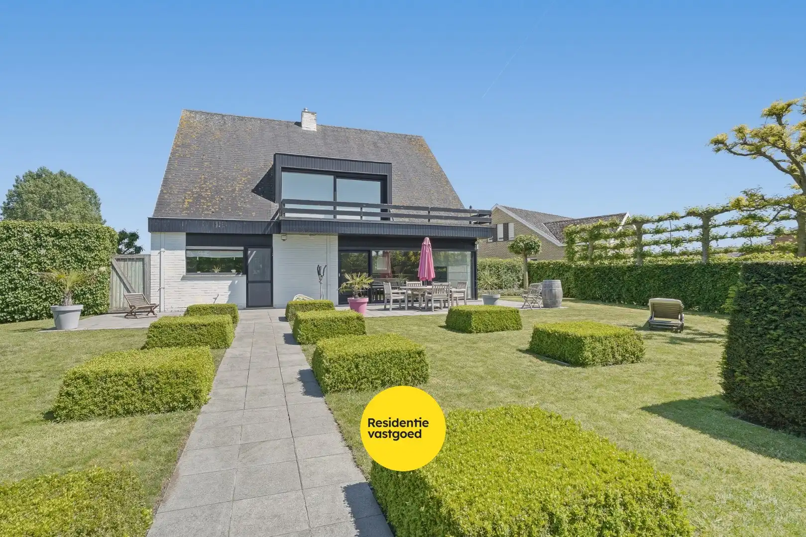 Alleenstaande woning met zonnige tuin op 980 m² foto 3