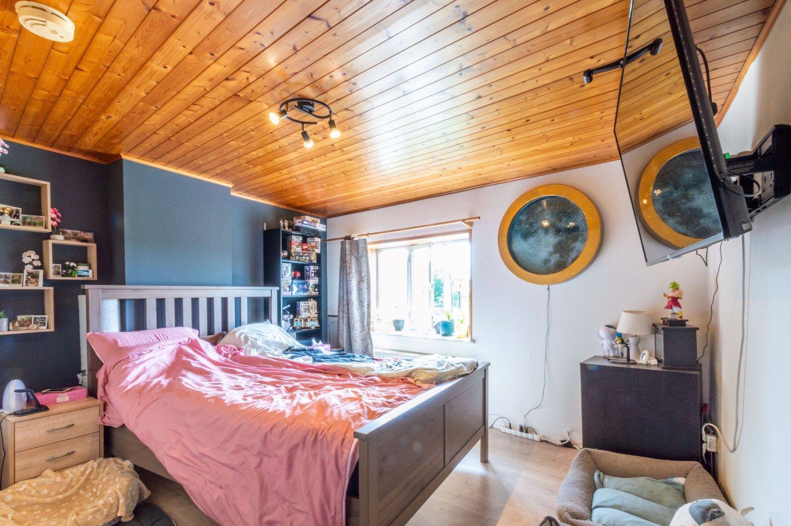 DRIEGEVEL WONING MET 2 SLAAPKAMERS & TUIN ! foto 12