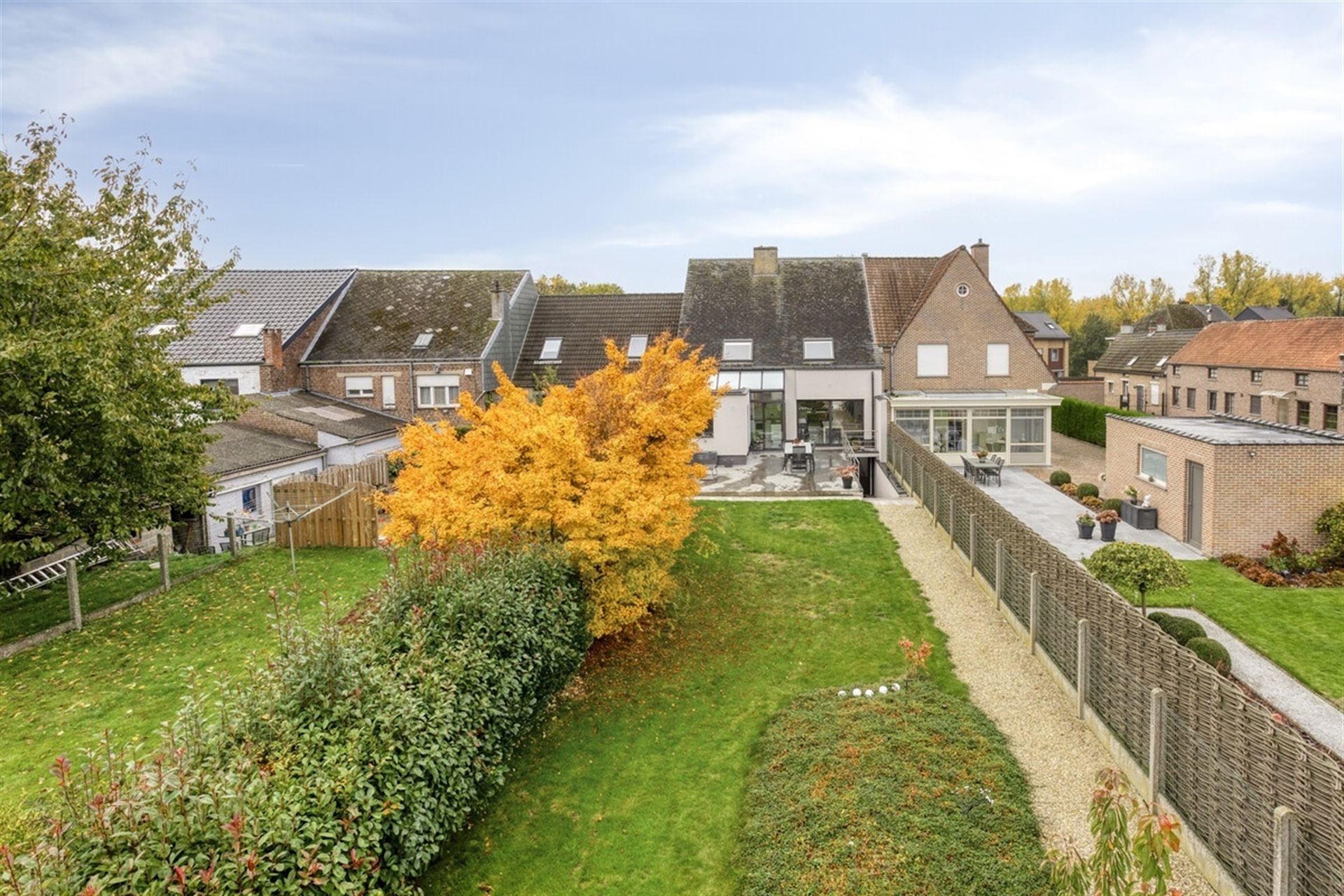 Riante Woning met 4 Slaapkamers foto 29