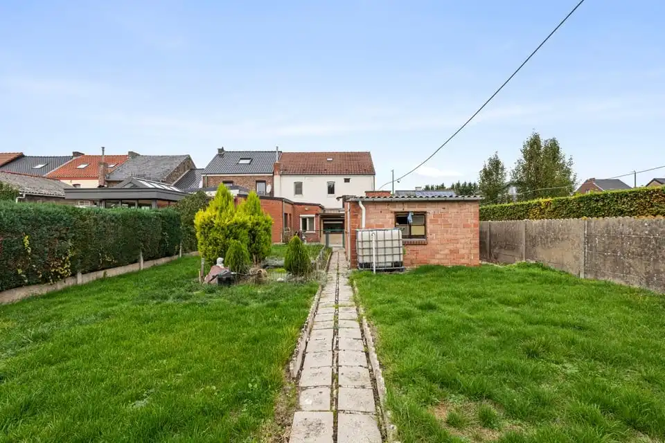 TE RENOVEREN GEZINSWONING MET GARAGE IN HET CENTRUM VAN GINGELOM foto 30