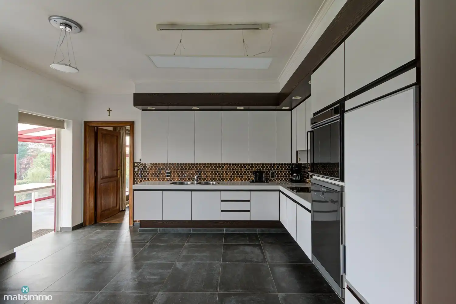 RIANTE VILLA MET CHARMANTE UITSTRALING ALS LANDHUIS OP ZEER RUIM PERCEEL IN WELLEN foto 11