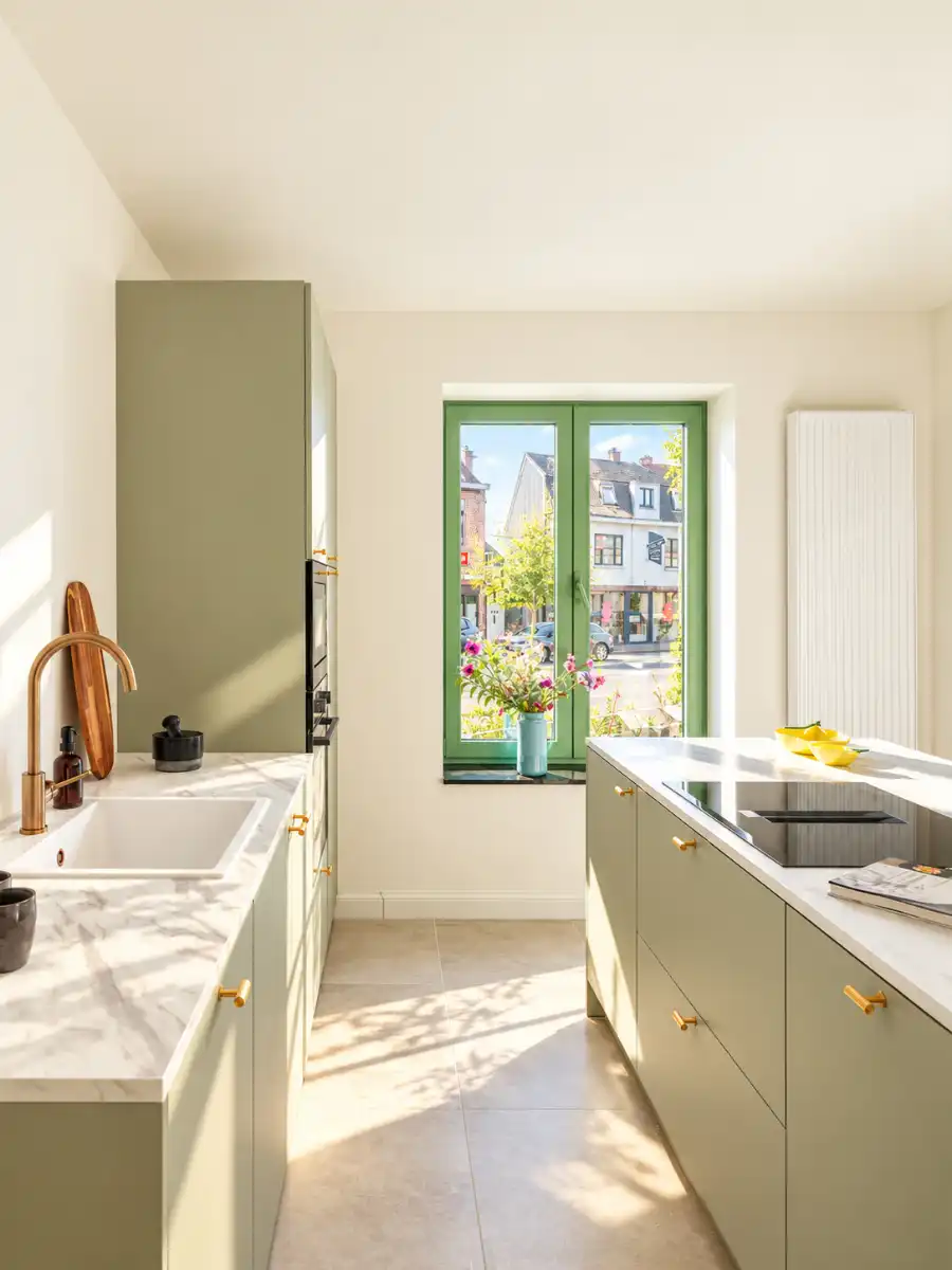 Ruime woning met 4 slpk's en tuin foto 5