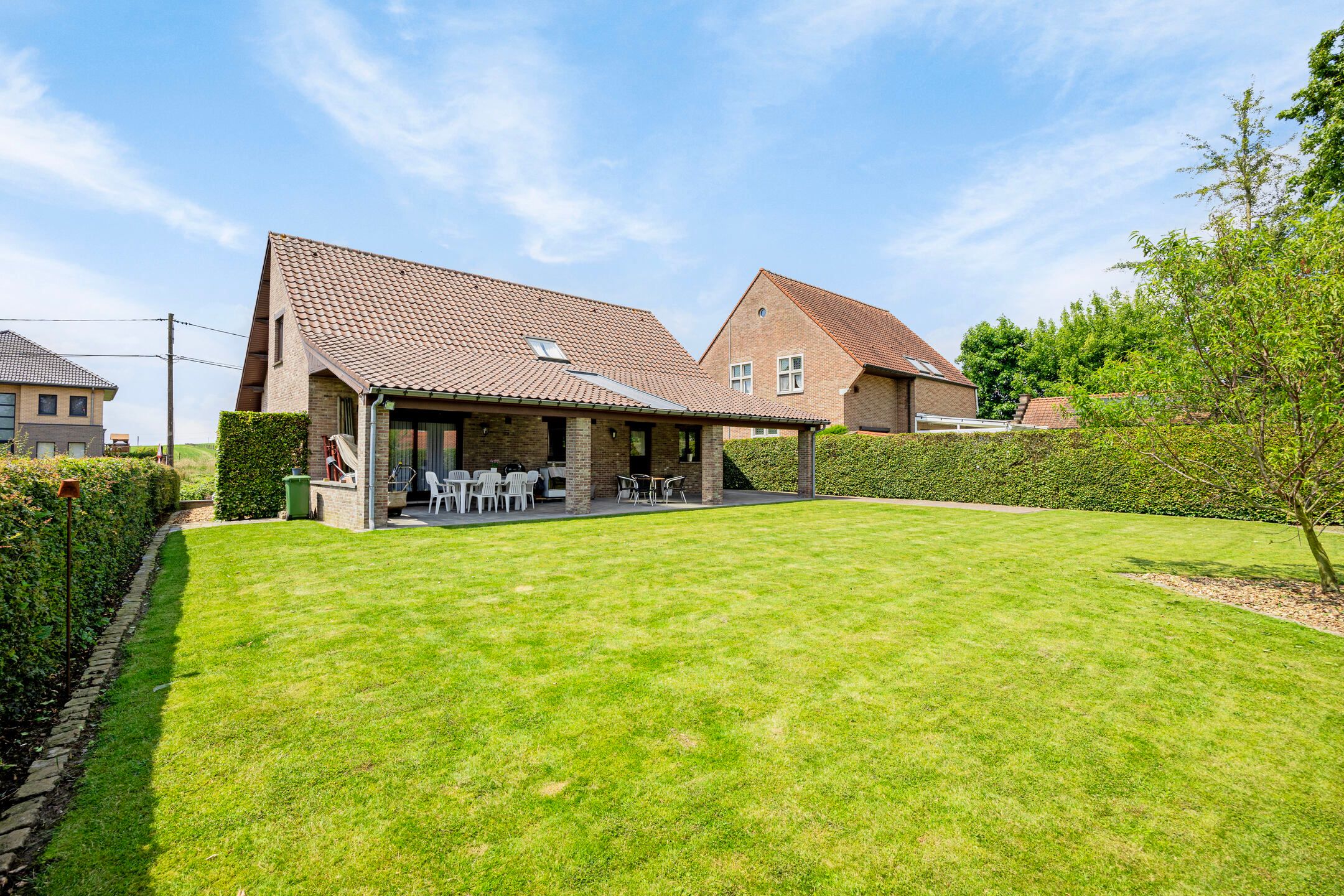 Statige villa met vier slaapkamers in rustige omgeving foto 20