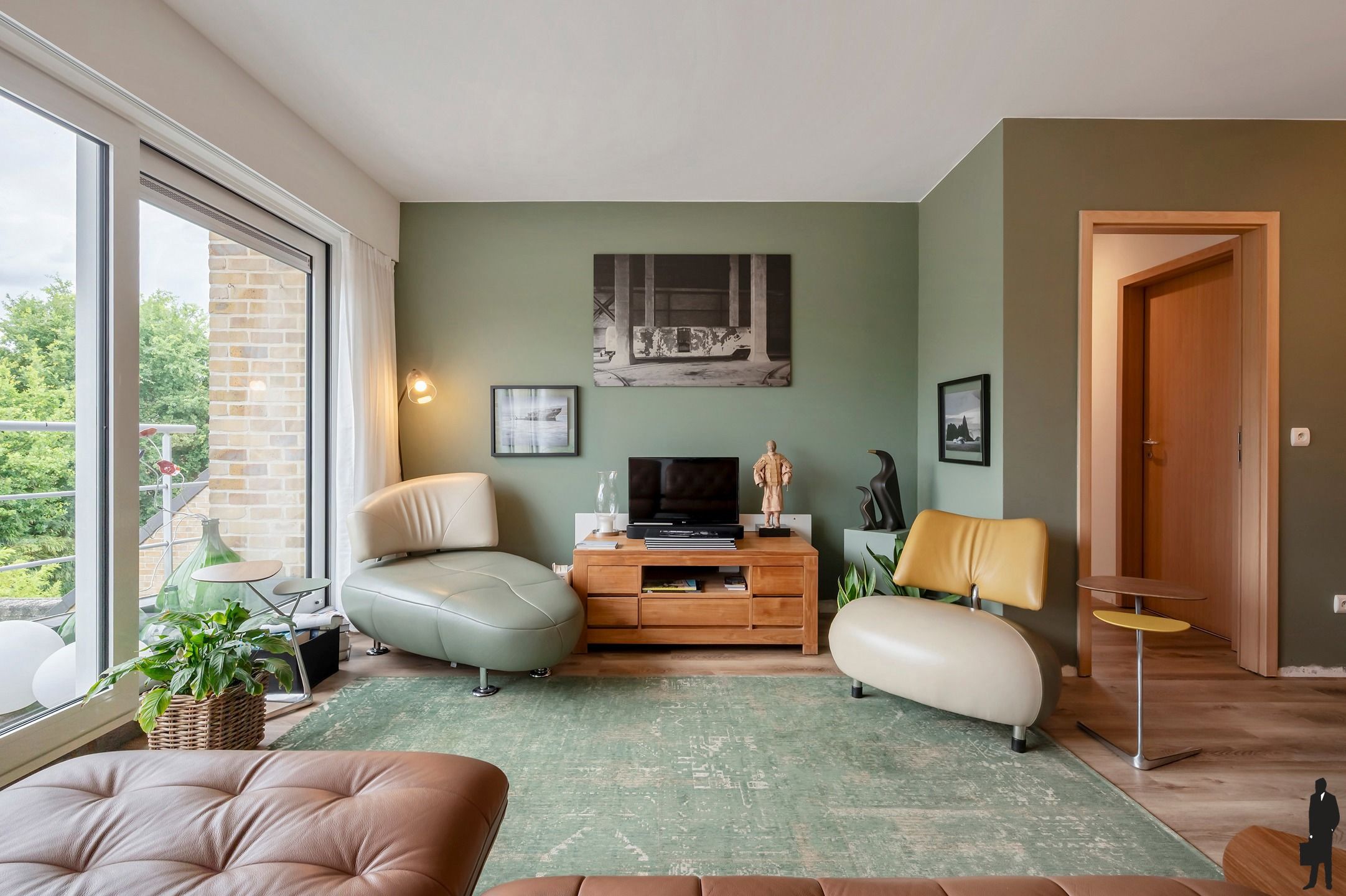 Appartement met 2 slpk en ondergrondse autostaanplaats foto {{pictureIndex}}