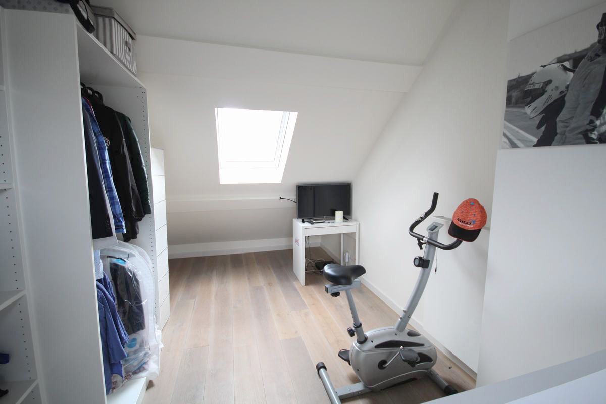 Rijhuis te huur foto 11