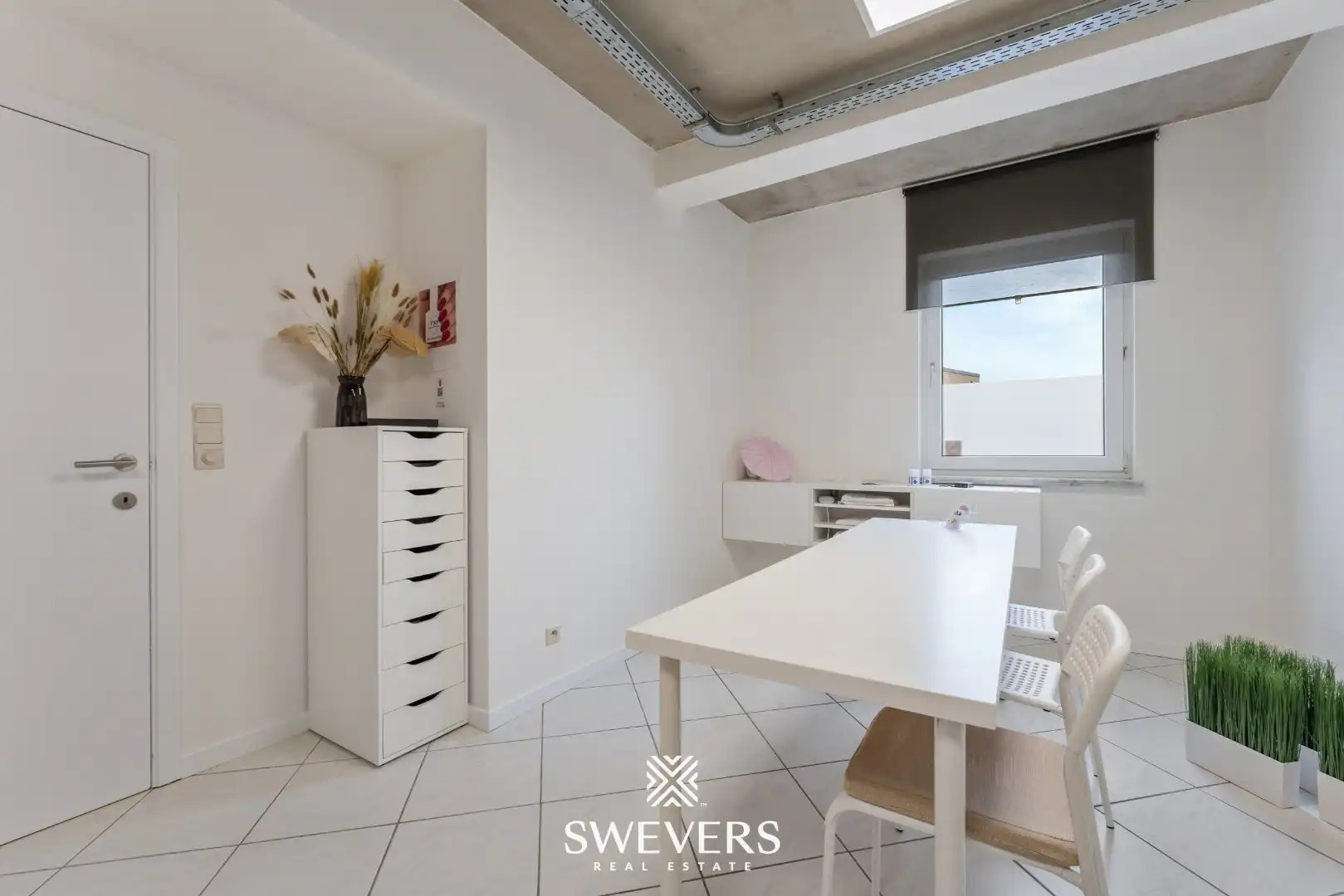 Handelspand met praktische indeling in hartje Tessenderlo foto 25