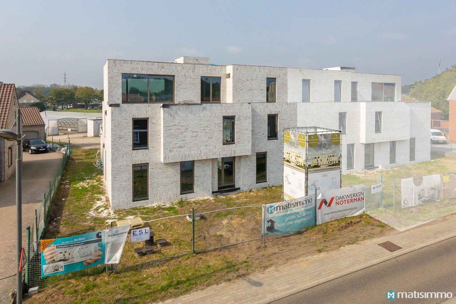 GELIJKVLOERS APPARTEMENT MET 3 SLAAPKAMERS IN NIEUWBOUWPROJECT "BELISA" IN MUNSTERBILZEN foto 6