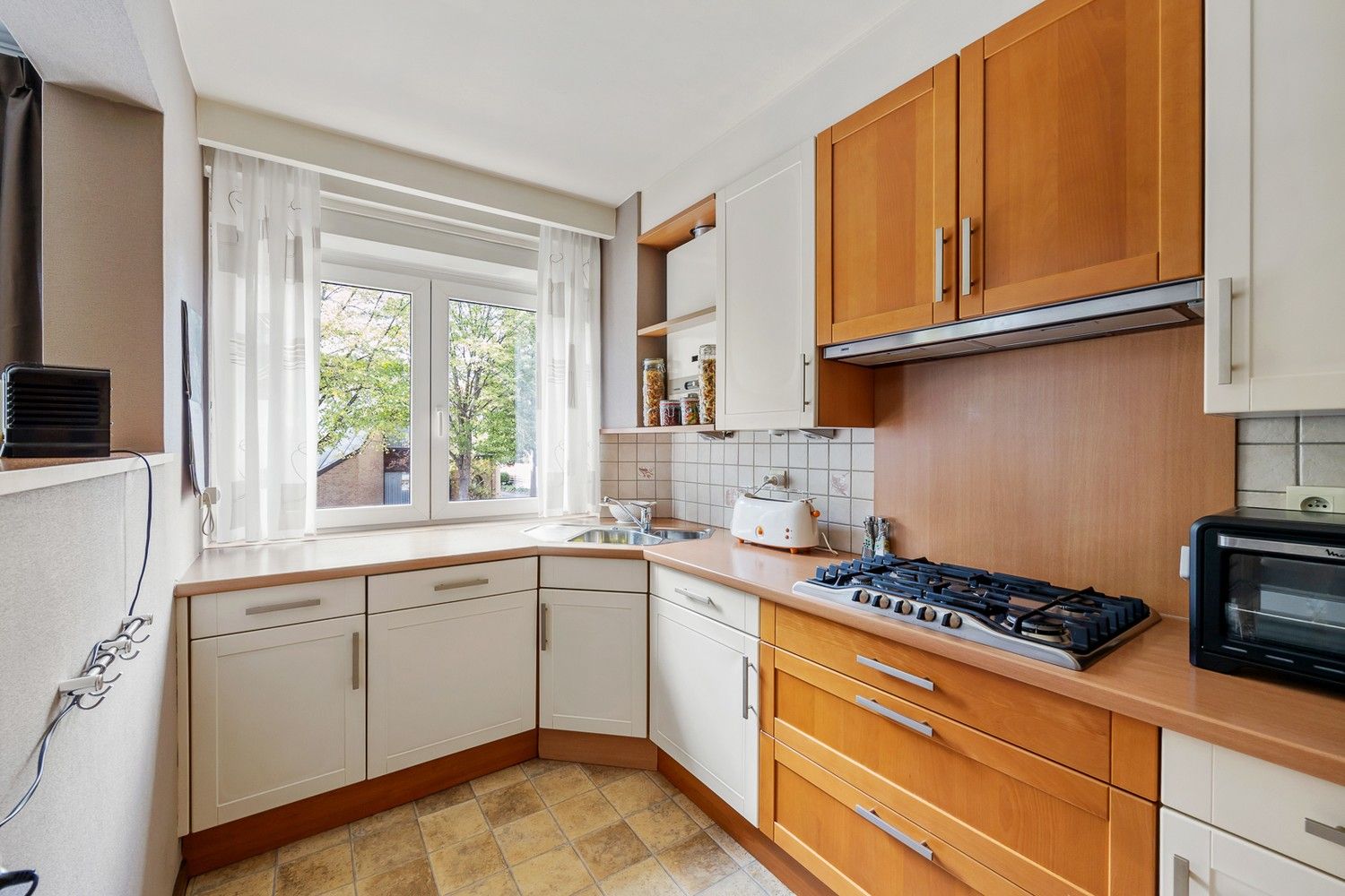 IN OPTIE Ruim en gezellig bel-étage appartement met tuin te Deurne foto 6