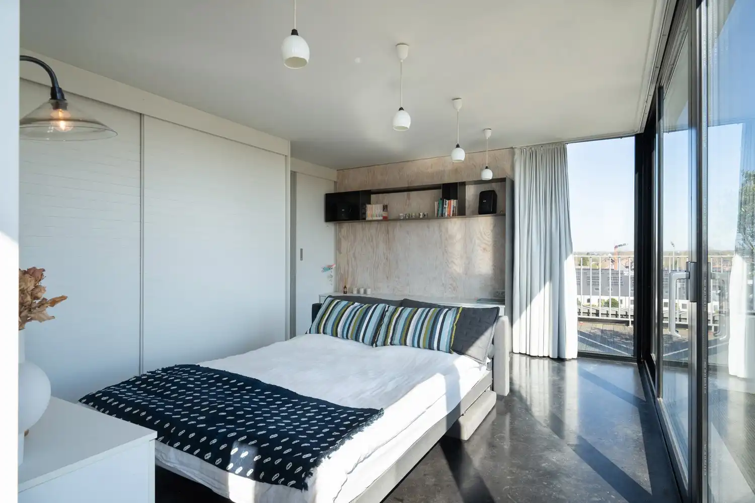Unieke industriële loft van 240 m² met panoramisch dakterras van 96 m², jacuzzi en sauna foto 23