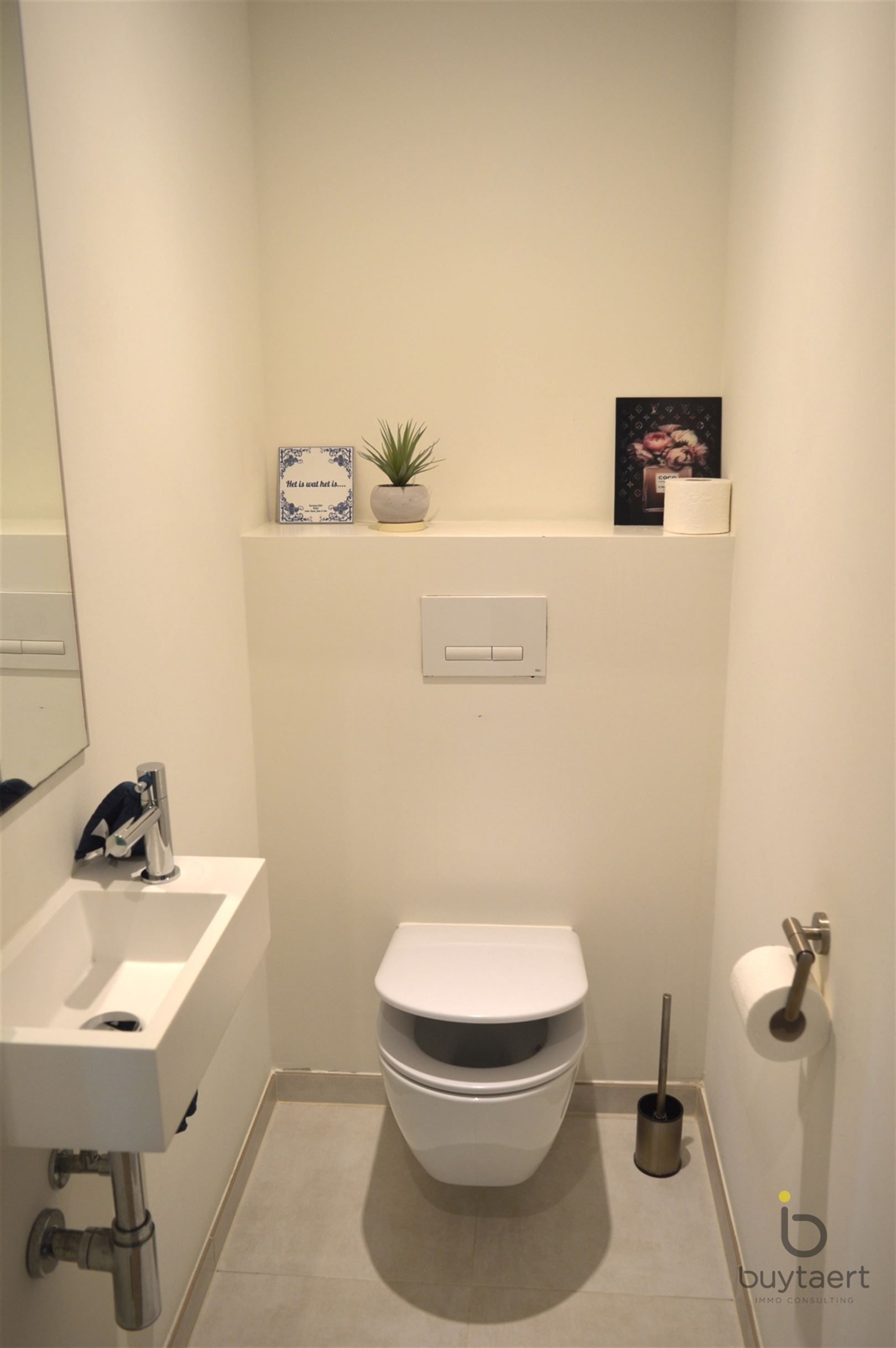 Subliem drie slaapkamer appartement op de Sky line in Antwerpen! foto 8