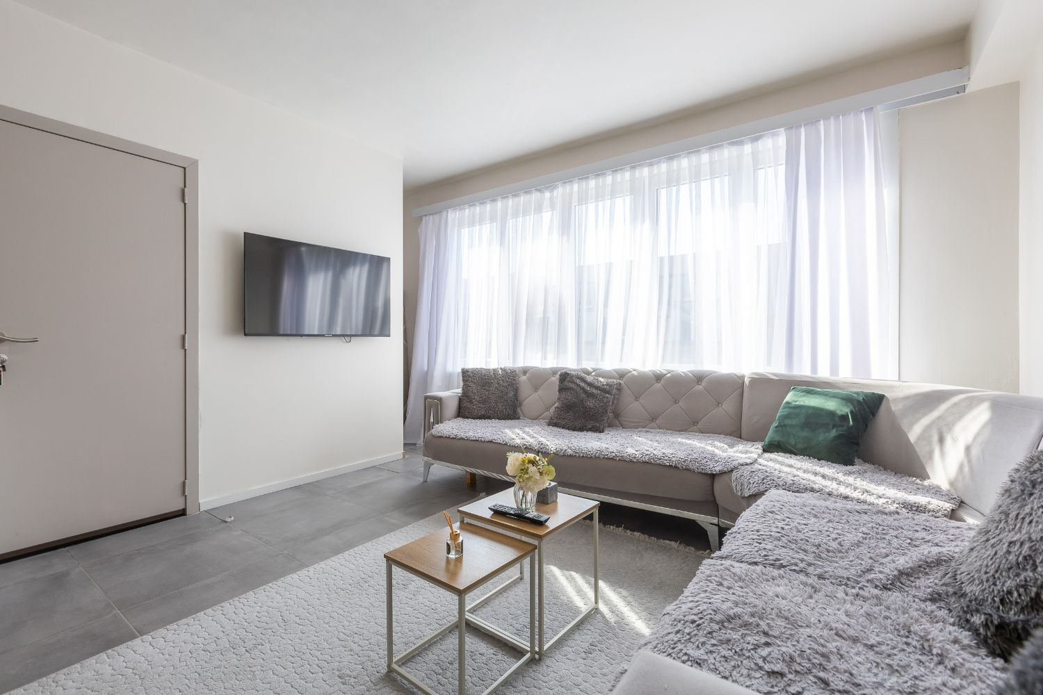 Recent gerenoveerd 2-slaapkamer appartement foto 4