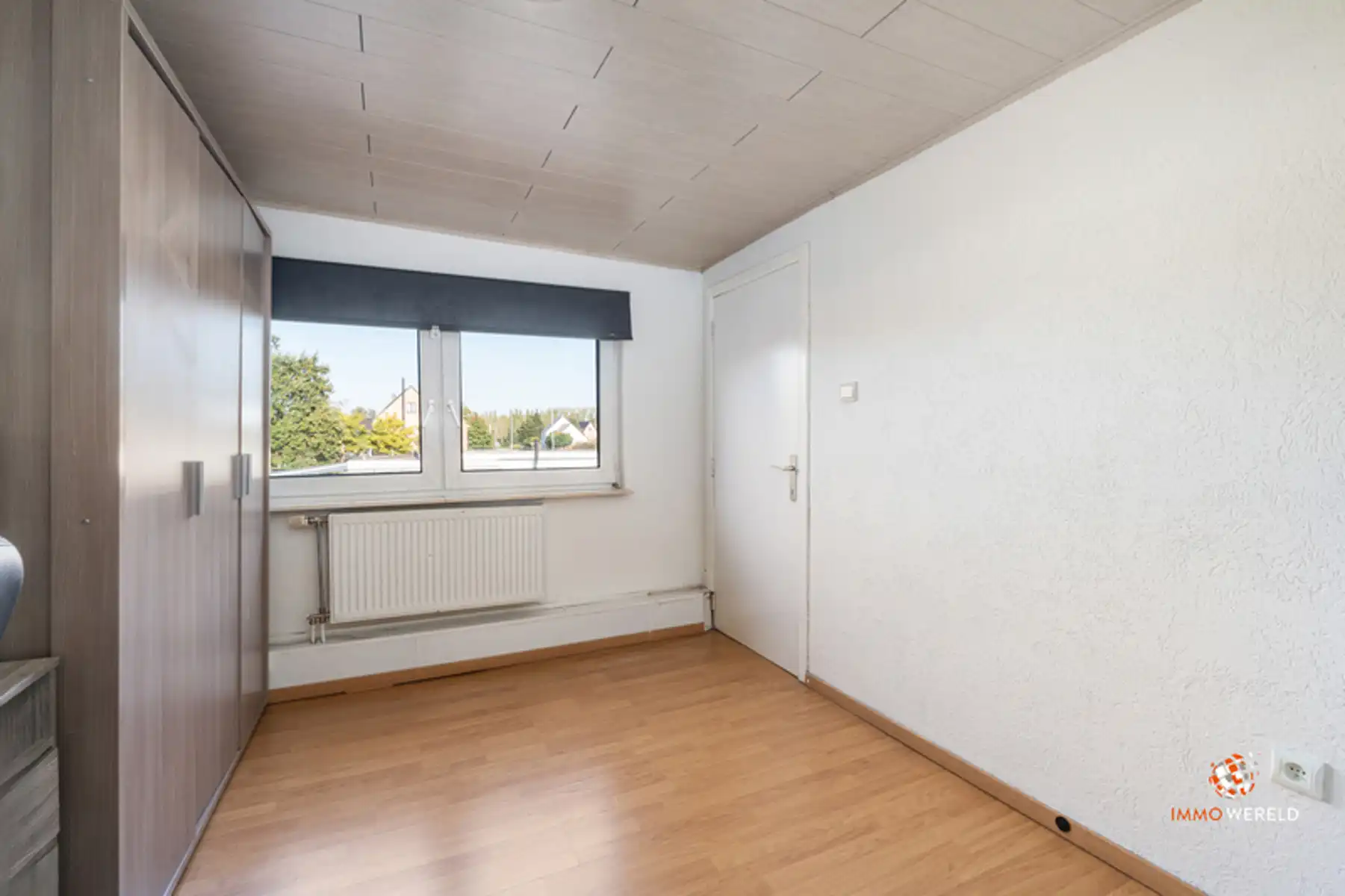 Ruime woning met 5 slaapkamers en grote wei op 24a  foto 20