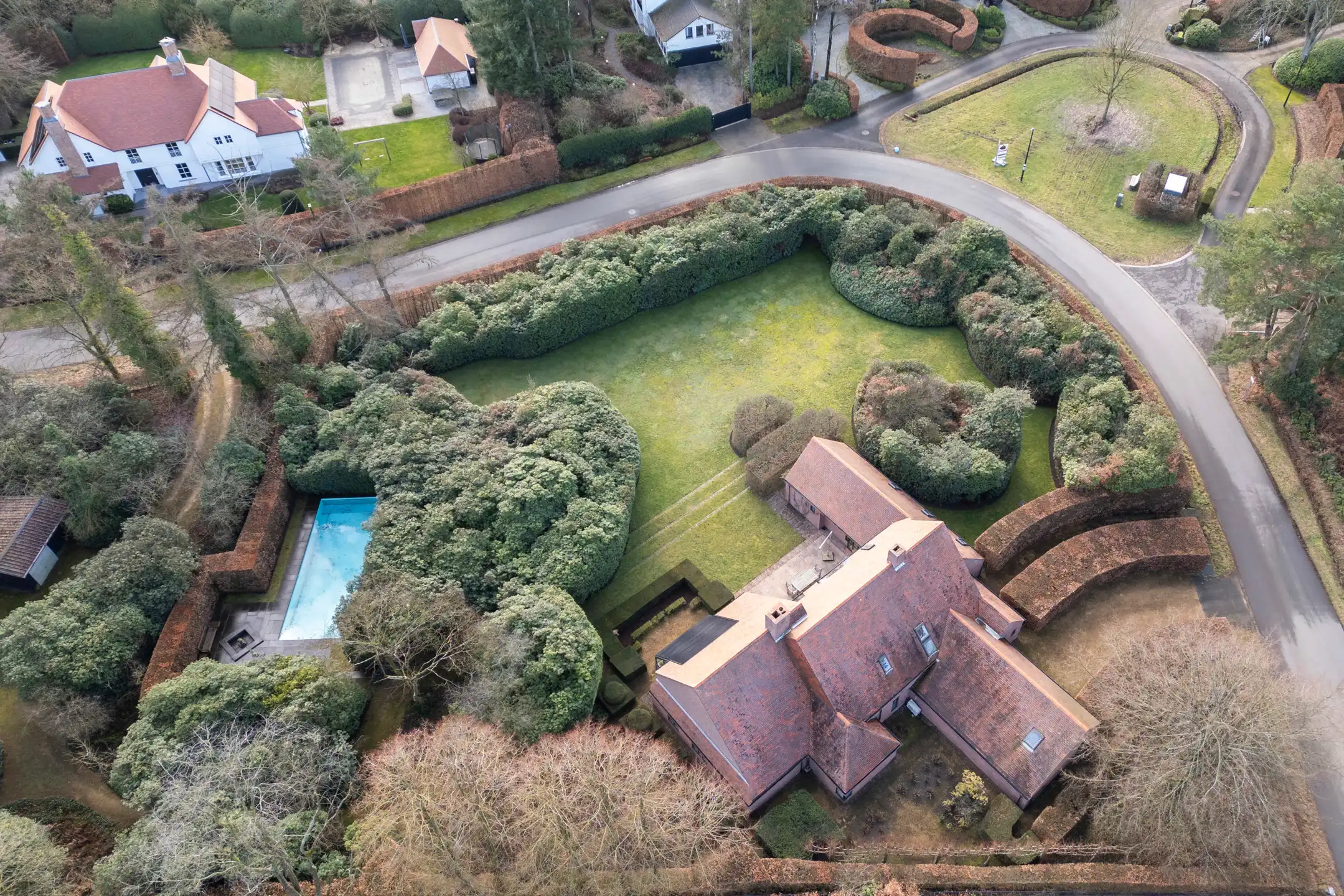 SCHILDE -  Tijdloze villa te midden van groene oase! foto 15