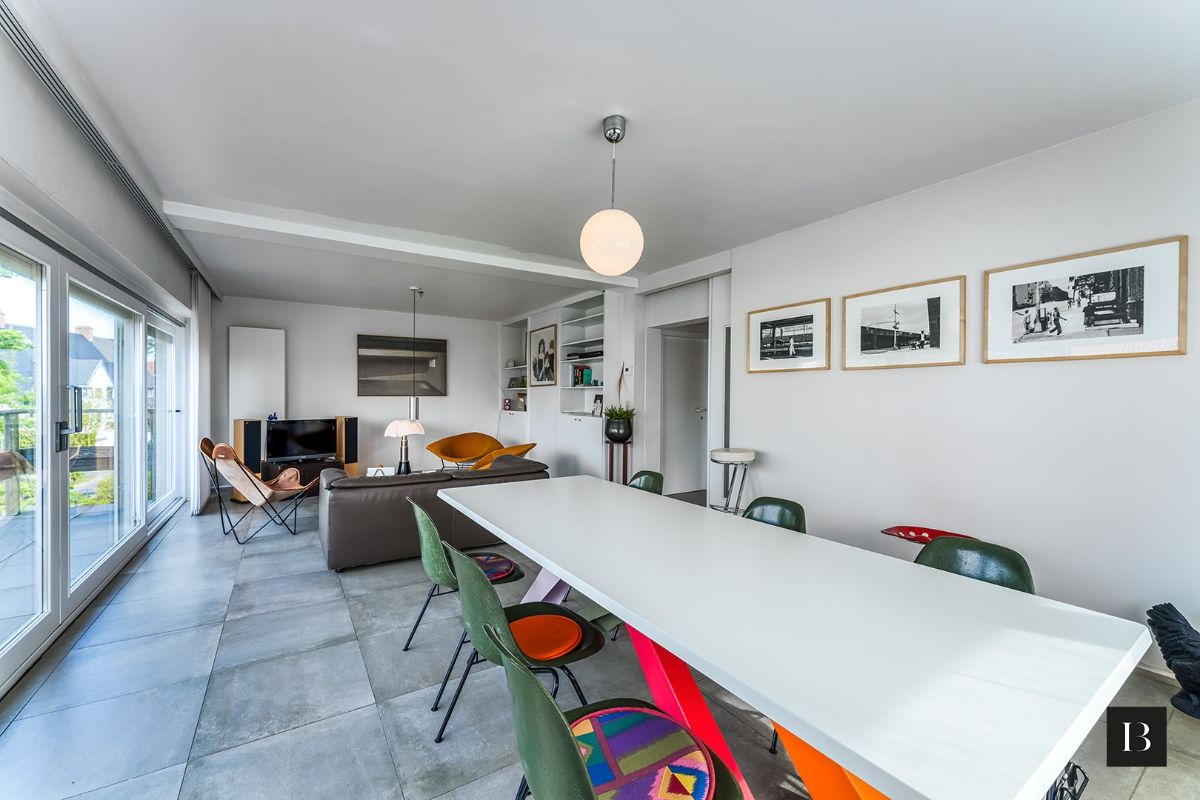 Ruim (123m²) appartement met garagebox en zolder in de Concessie foto 3
