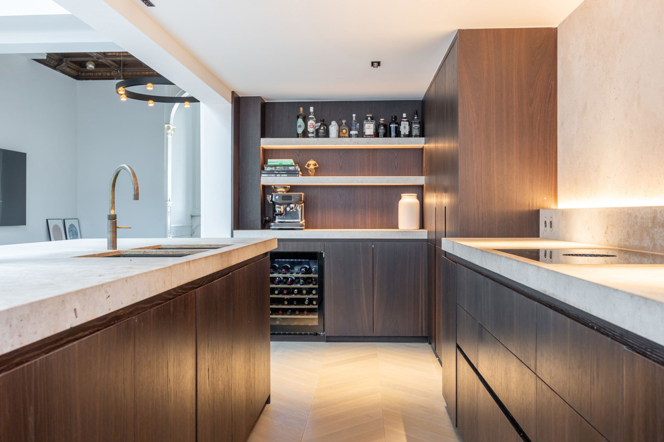 ANTWERPEN-ZUID - Appartement op het mooiste pleintje van het Zuid foto 9
