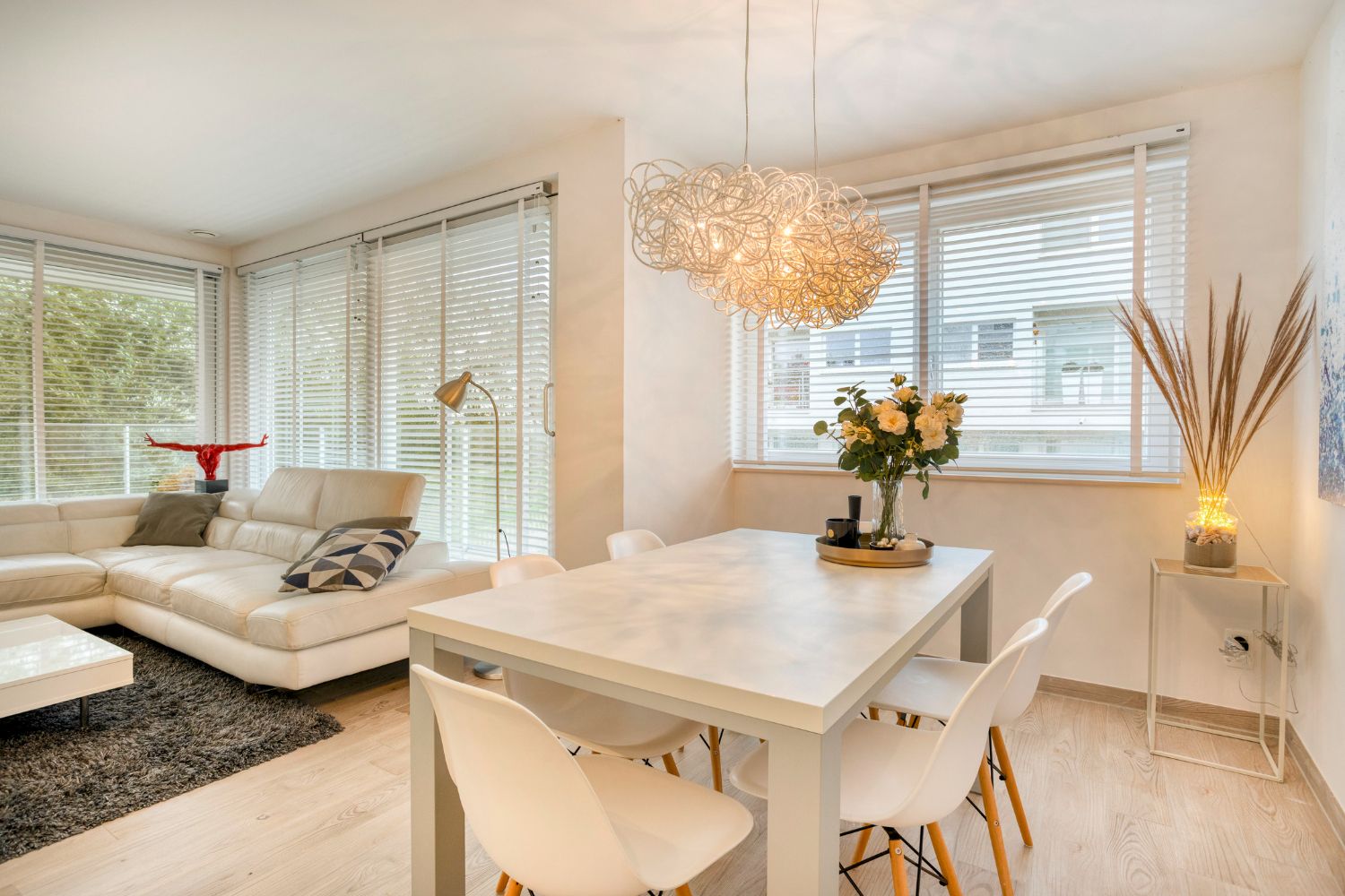Luxueus afgewerkt appartement met 2 slaapkamers te Nieuwpoort-Stad foto 4