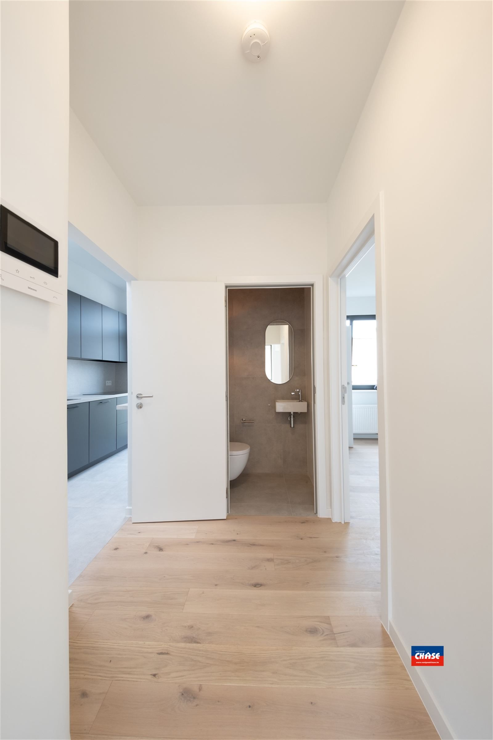 Gerenoveerd appartement met één slaapkamer foto 6