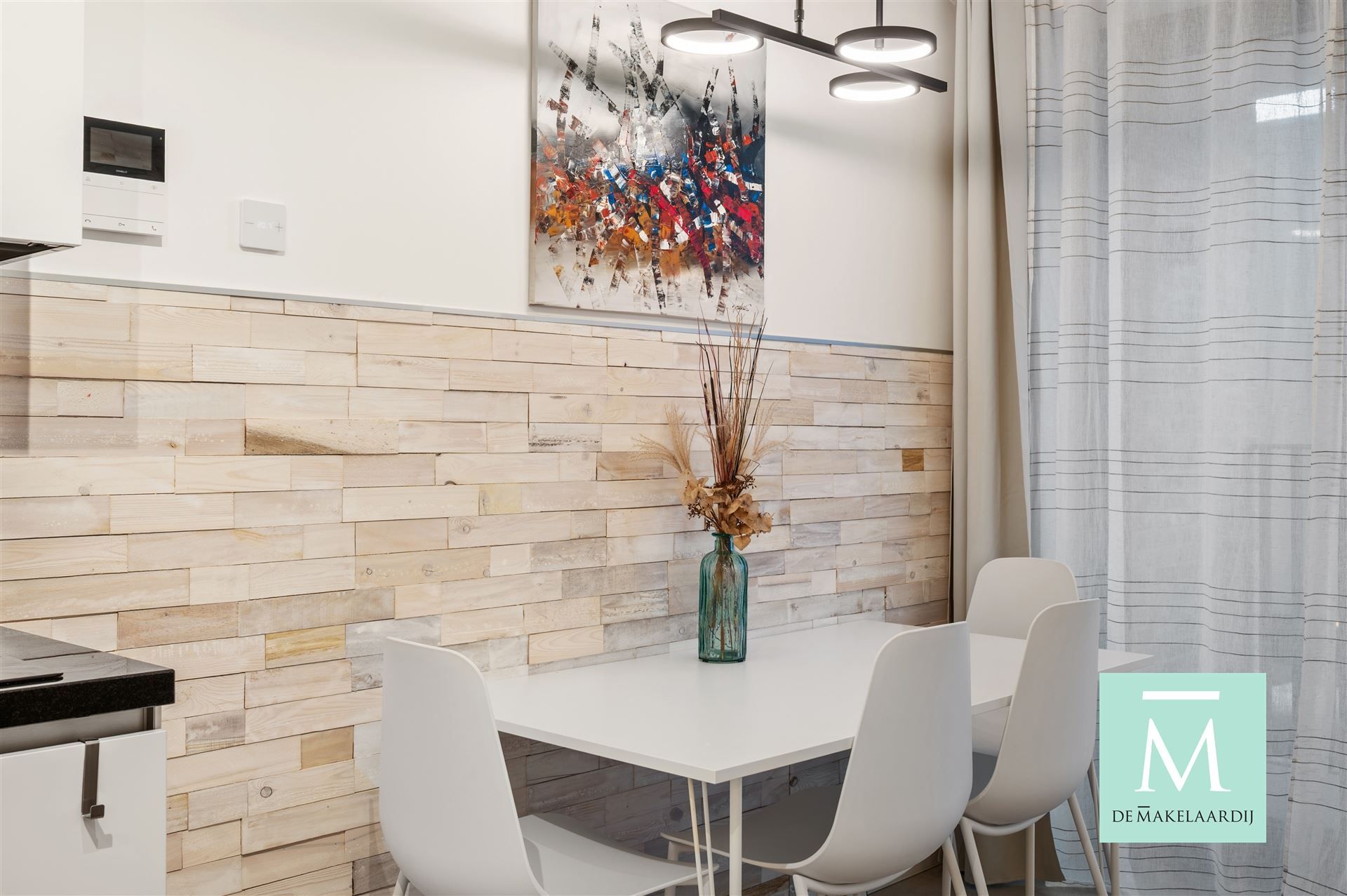 Charmante en energiezuinige gemeubelde studio op toplocatie in Mechelen! foto 2