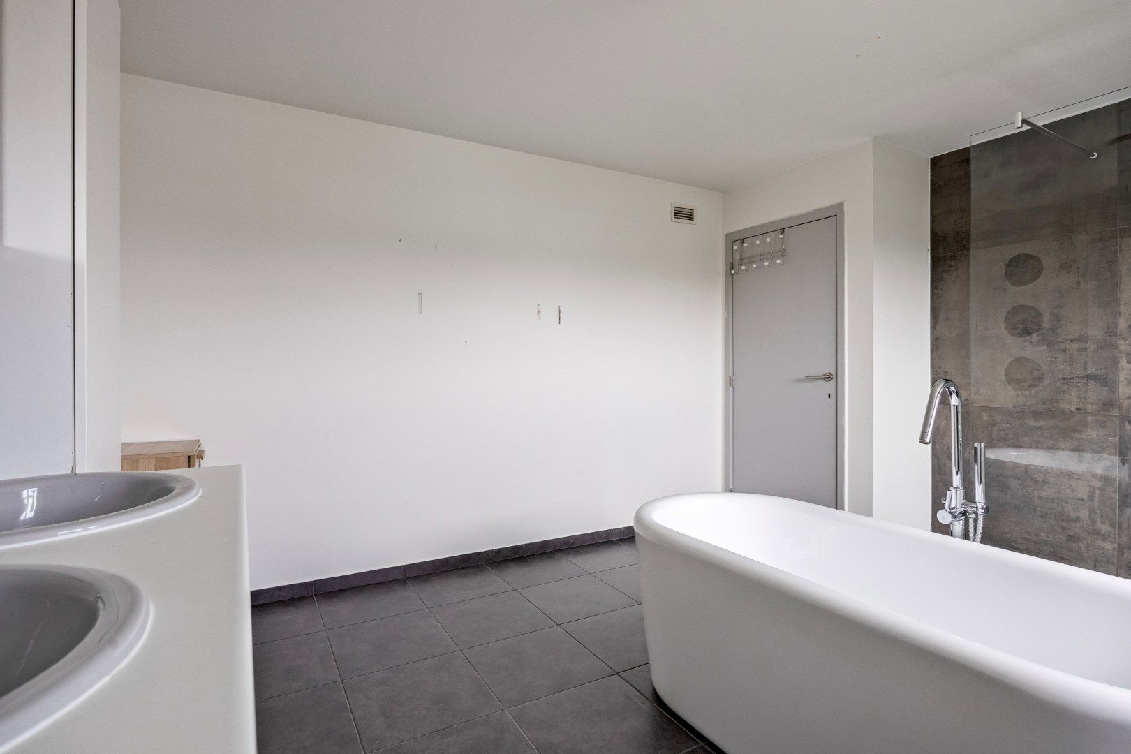 Recente woning met 4 slaapkamers op een perceel van 624 m² !  foto 19