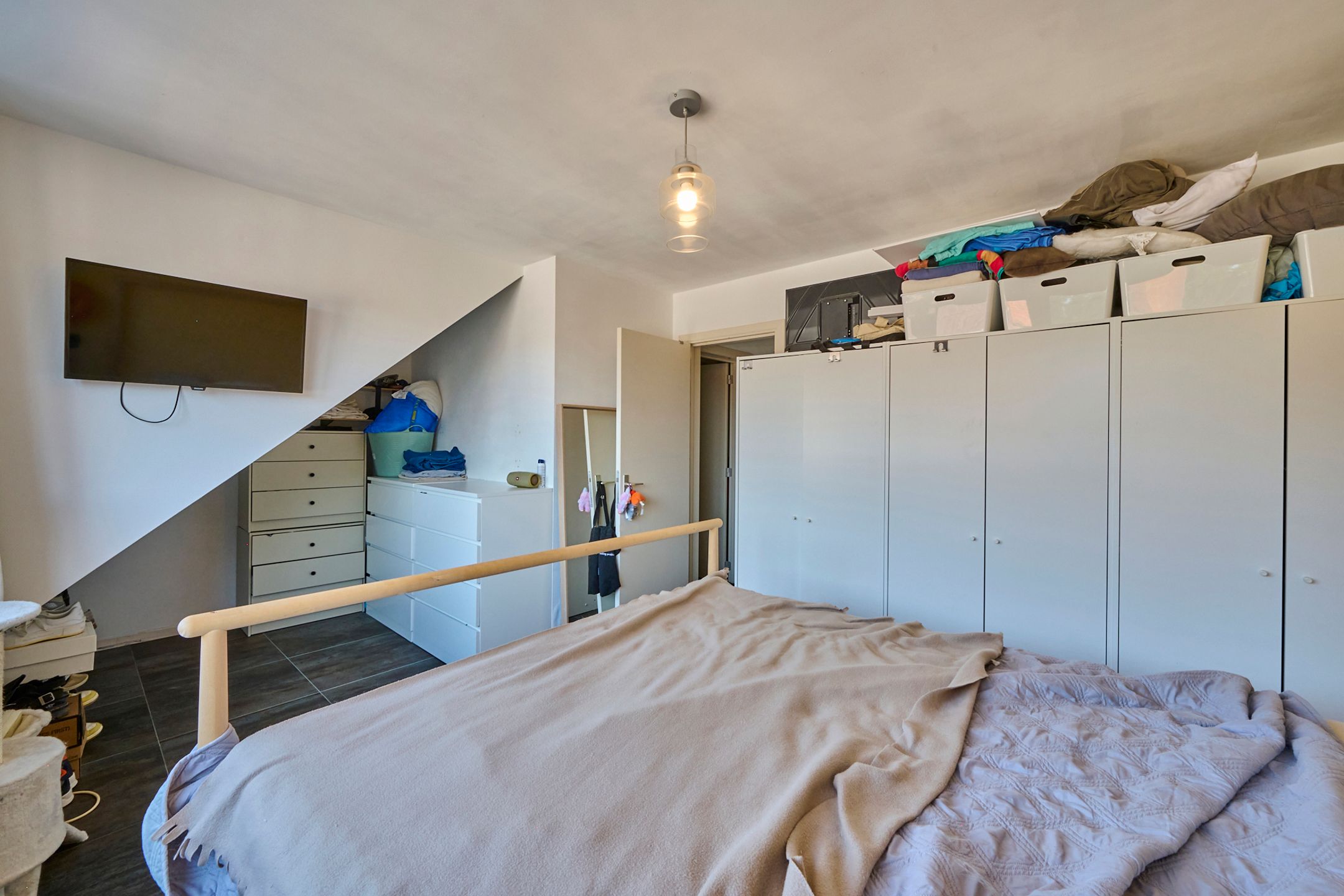 Instapklaar appartement (1 slpk), terras, carport en kelderberging foto 8