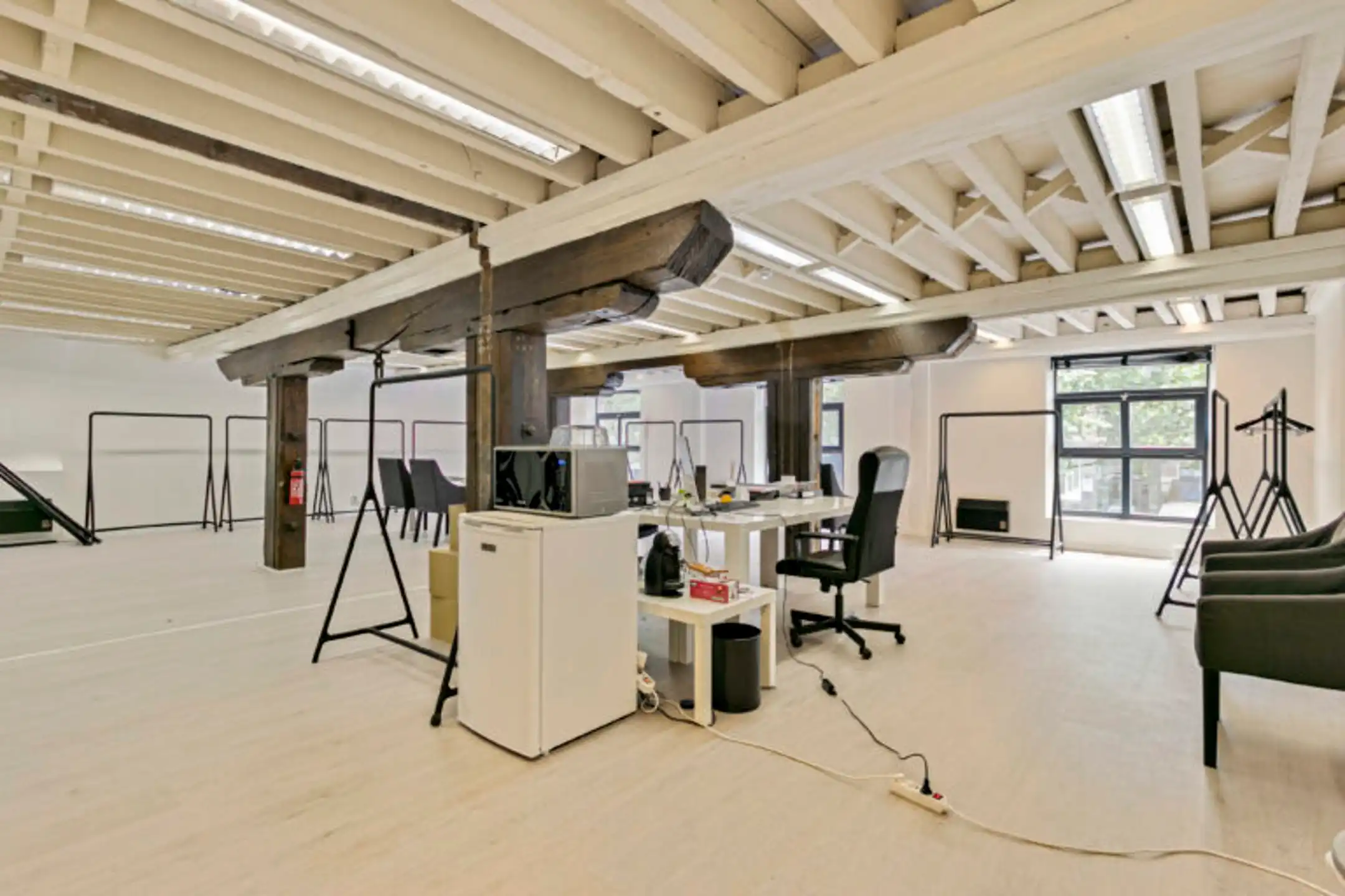 Showroom/ kantoor foto 2