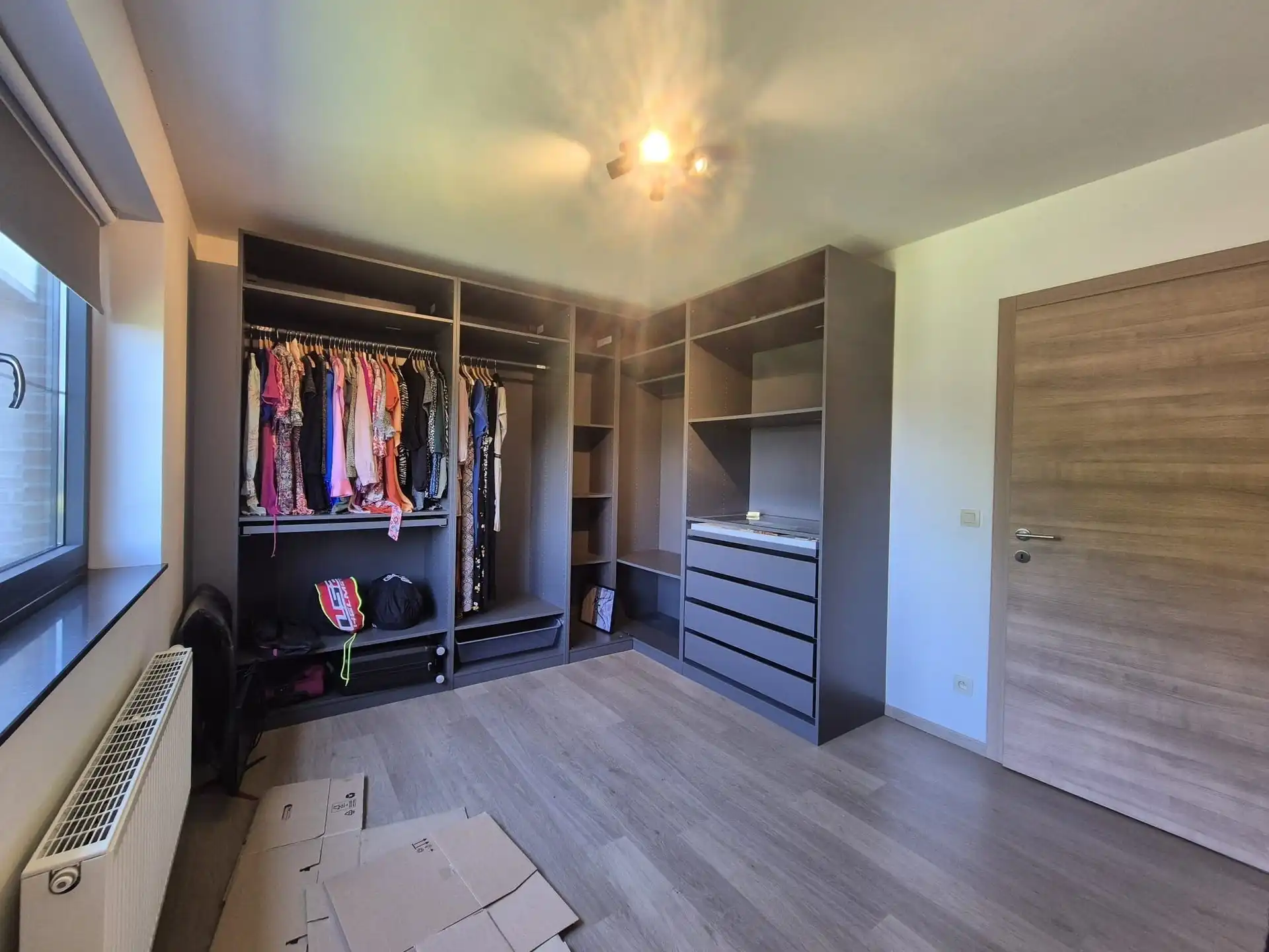 Mooi en prima gelegen ruime woning met tuin. foto 25