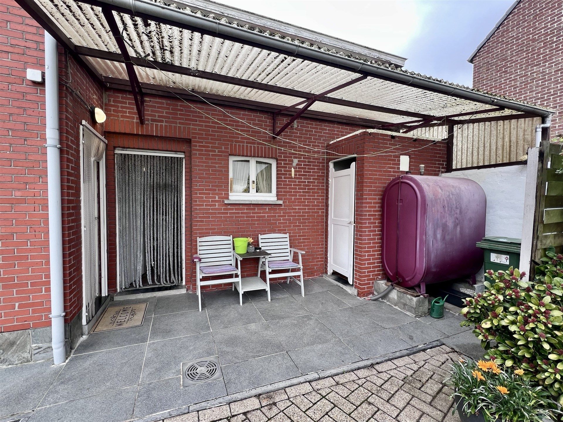 Te renoveren vrijstaande woning foto 17