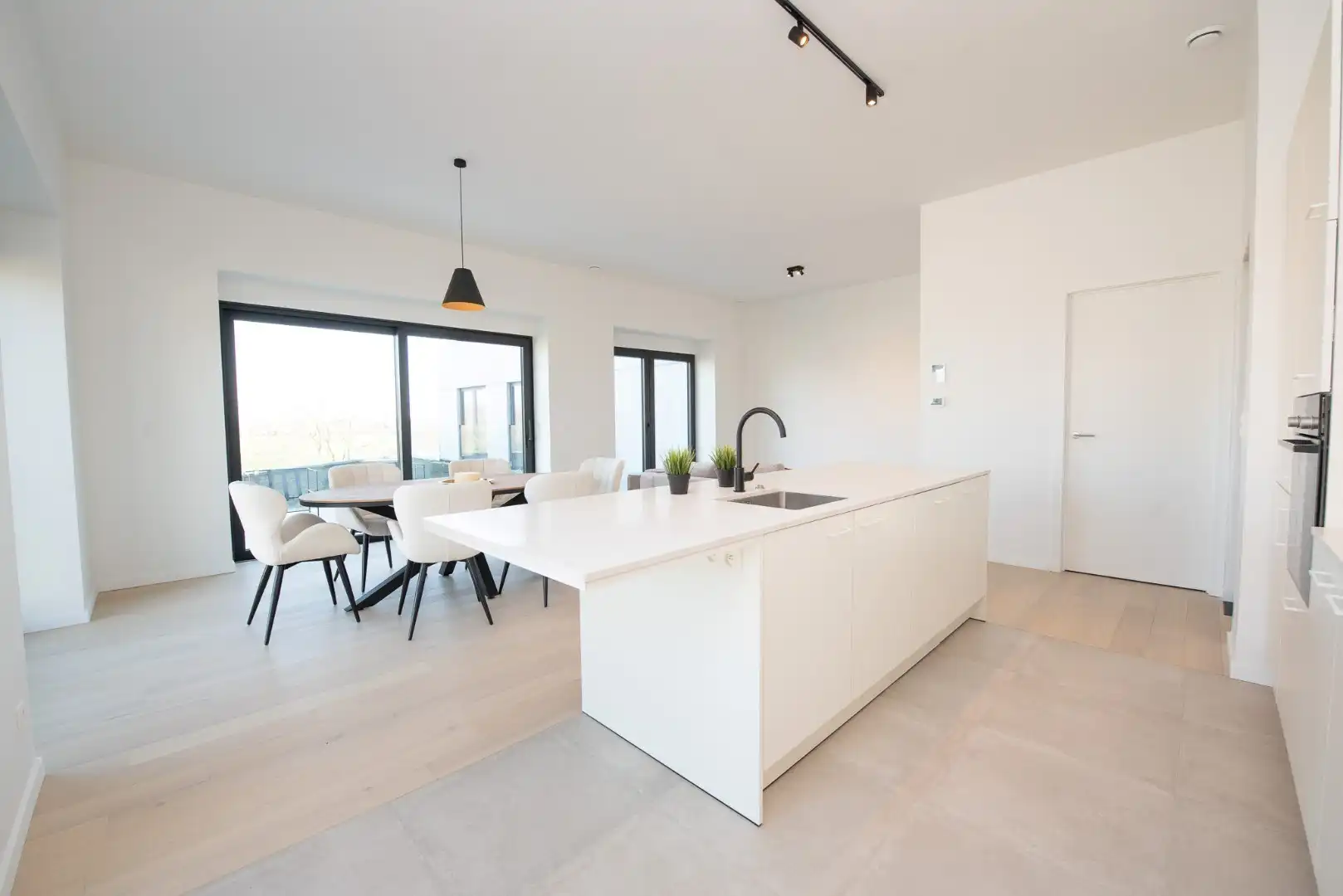 🎉 OPENDEUR zaterdag 13/06 🎉  Iedereen welkom van 09u t.e.m. 10u! Ruime klassevolle penthouse TE KOOP in Waregem - 6% btw gunsttarief mogelijk! foto 9