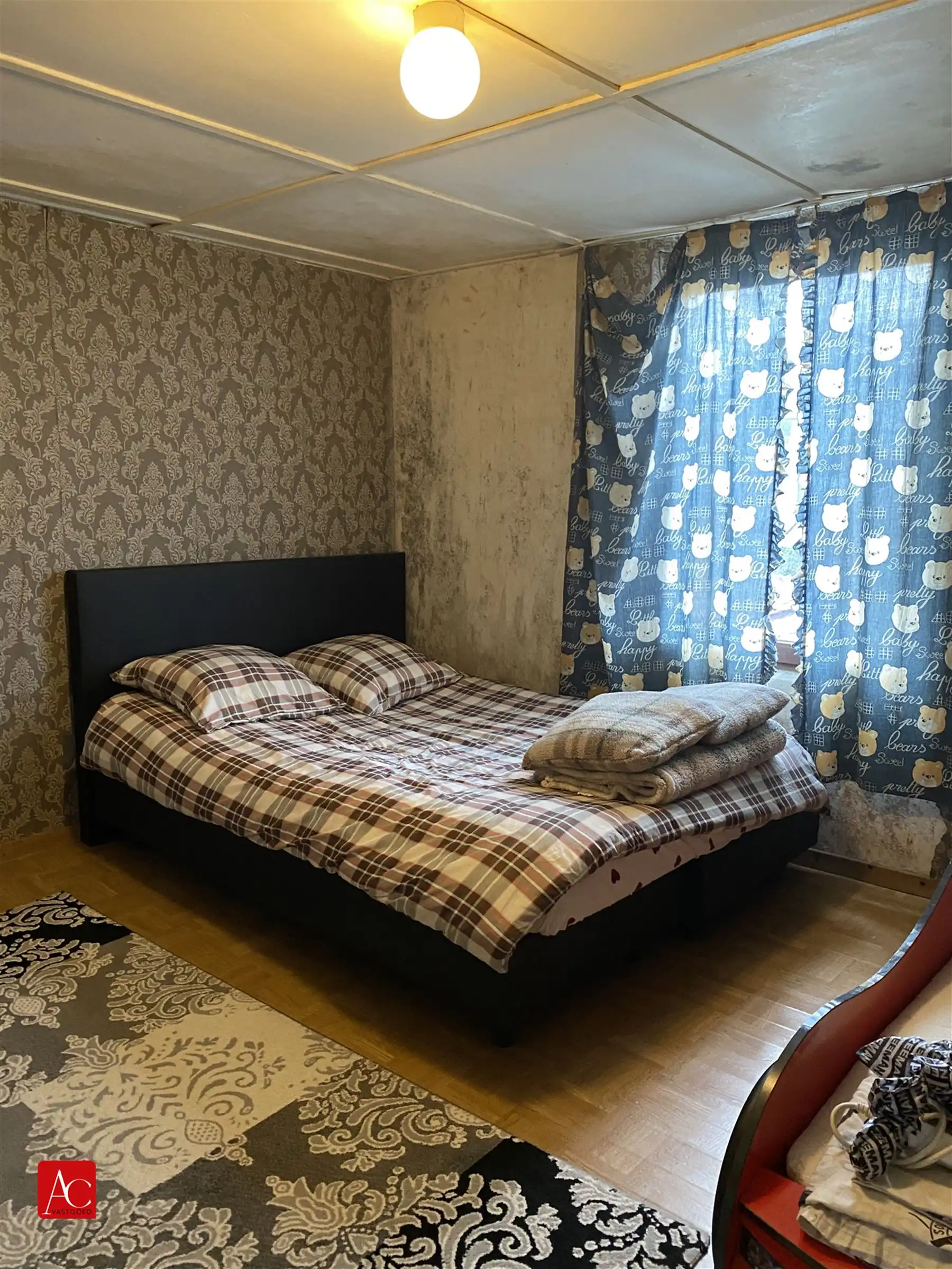 Totaal te renoveren starterswoning foto 12