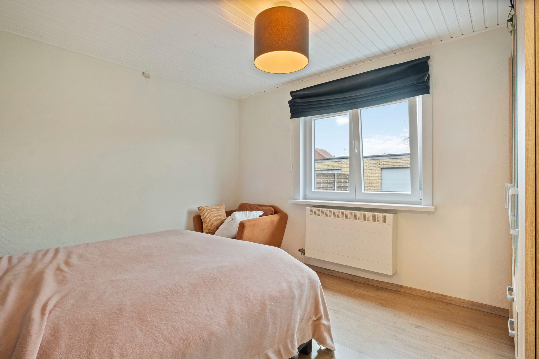 Instapklaar appartement incl. garage centrum Loppem foto 8