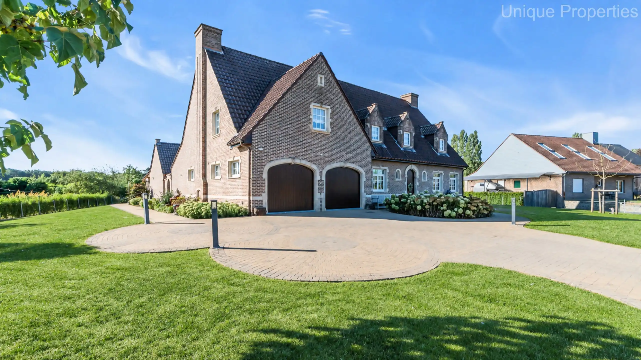 Villa te koop foto 2