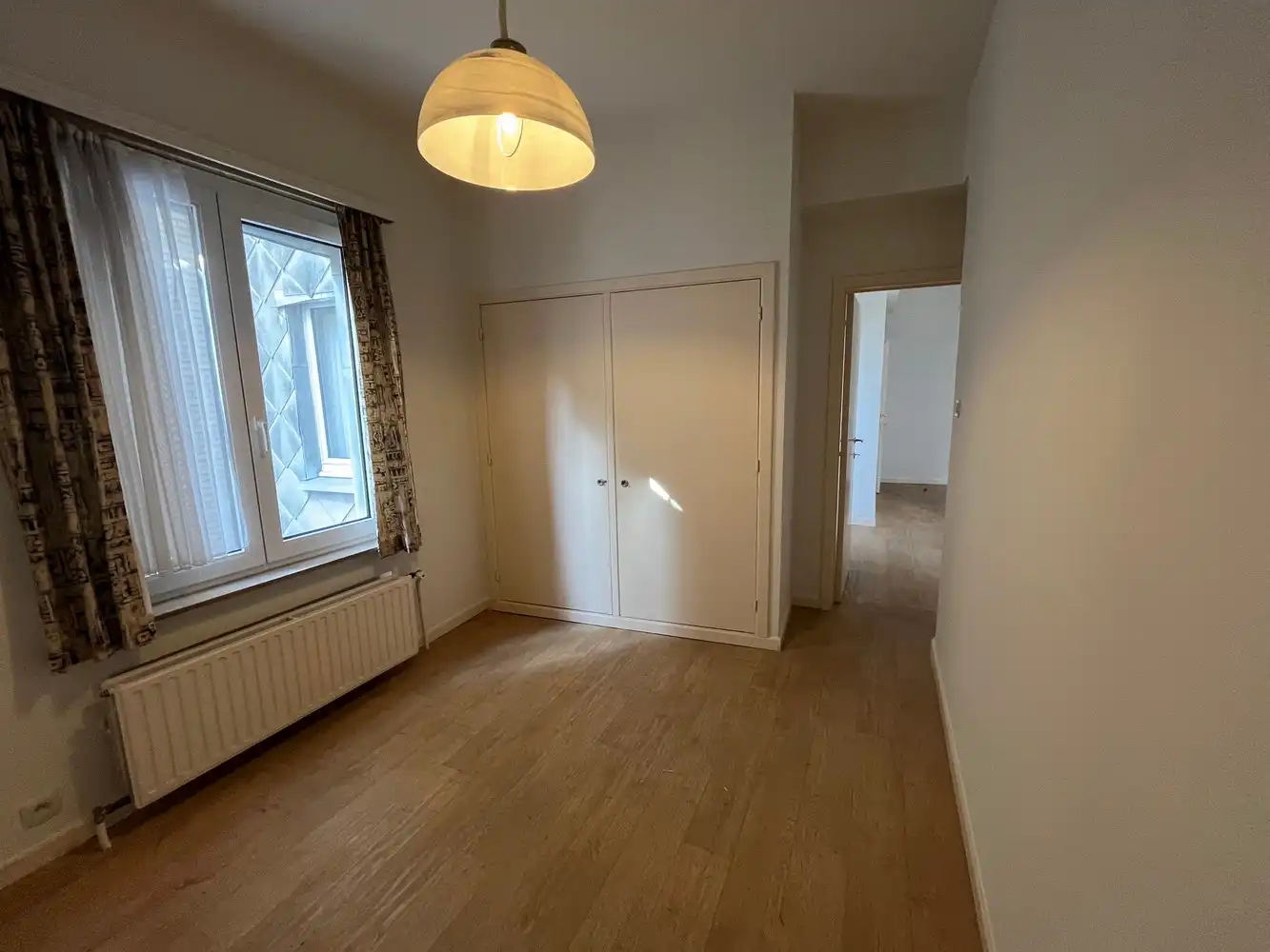 SINT - PETRUS EN PAULUSPLEIN 19 BUS 03.01 foto 5