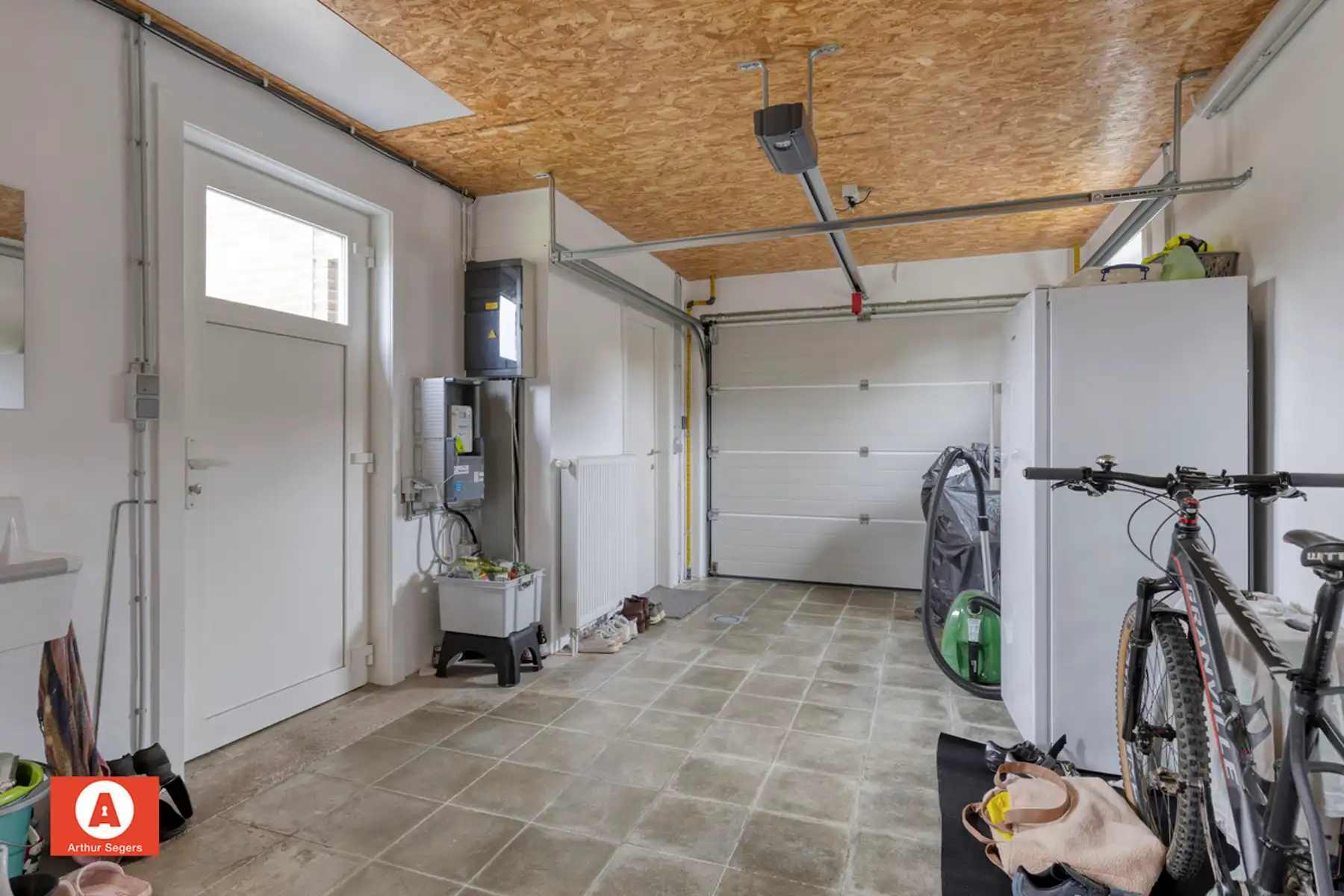 Energiezuinige half-open bebouwing mét alle comfort. foto 22