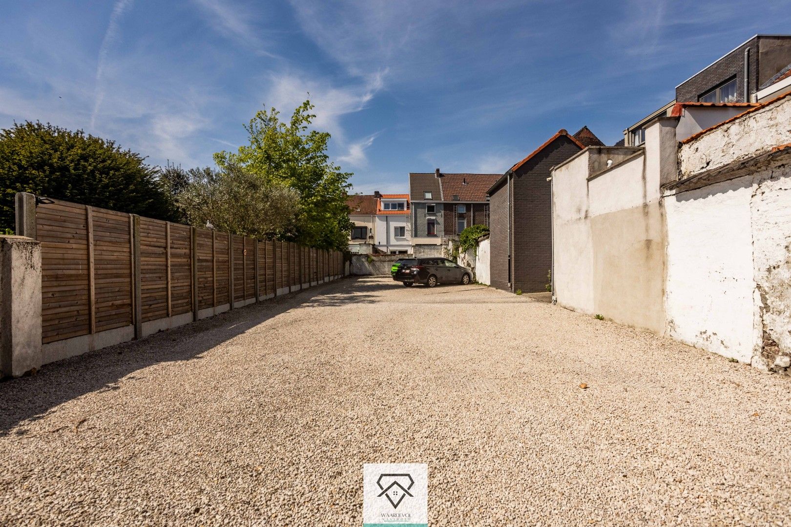 Uitzonderlijk appartement met tuin, zeer ruime garage en topligging nabij Sint-Pietersplein foto 27