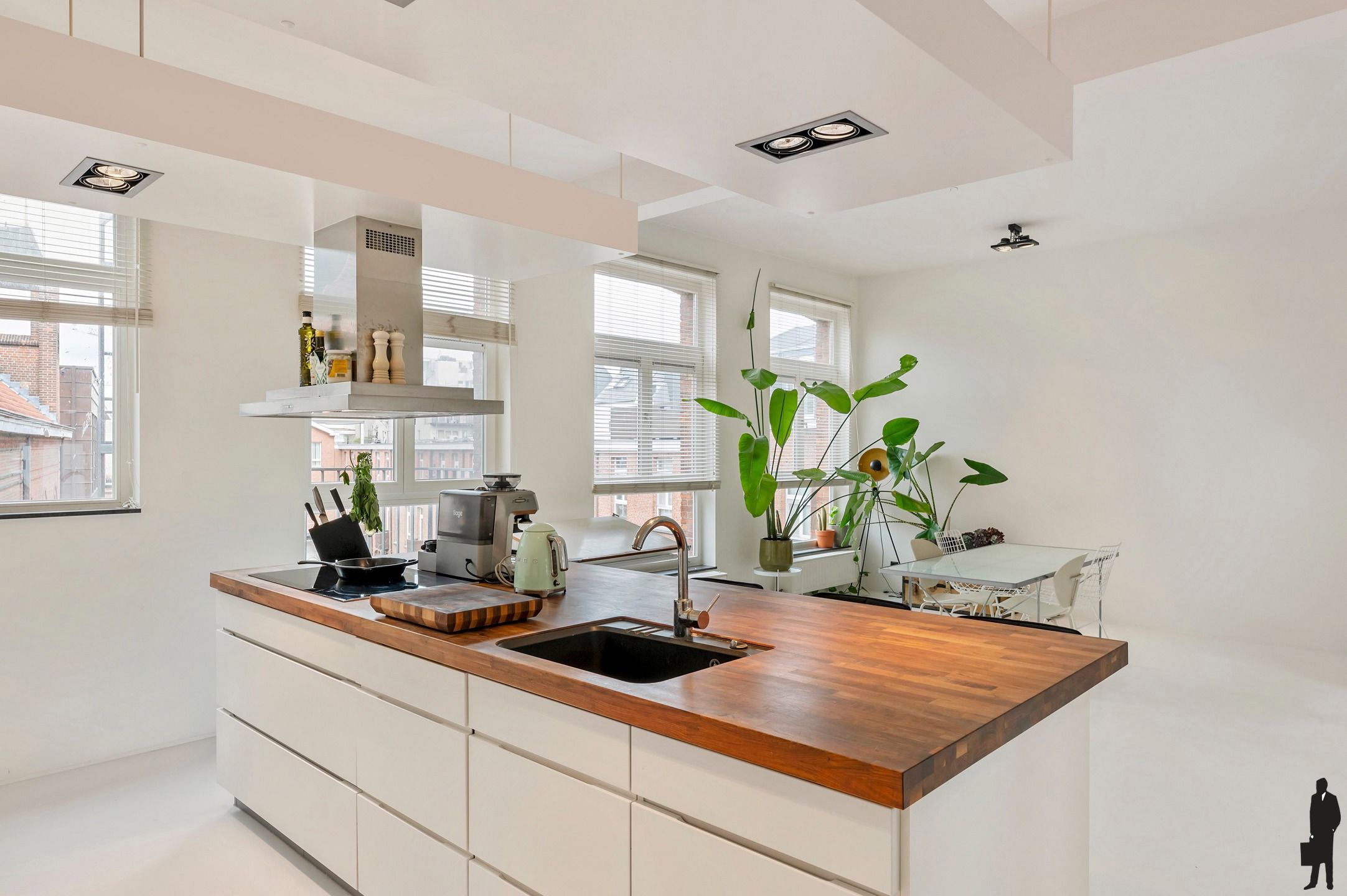 Loft met terras en parking in hartje Theaterbuurt foto 5