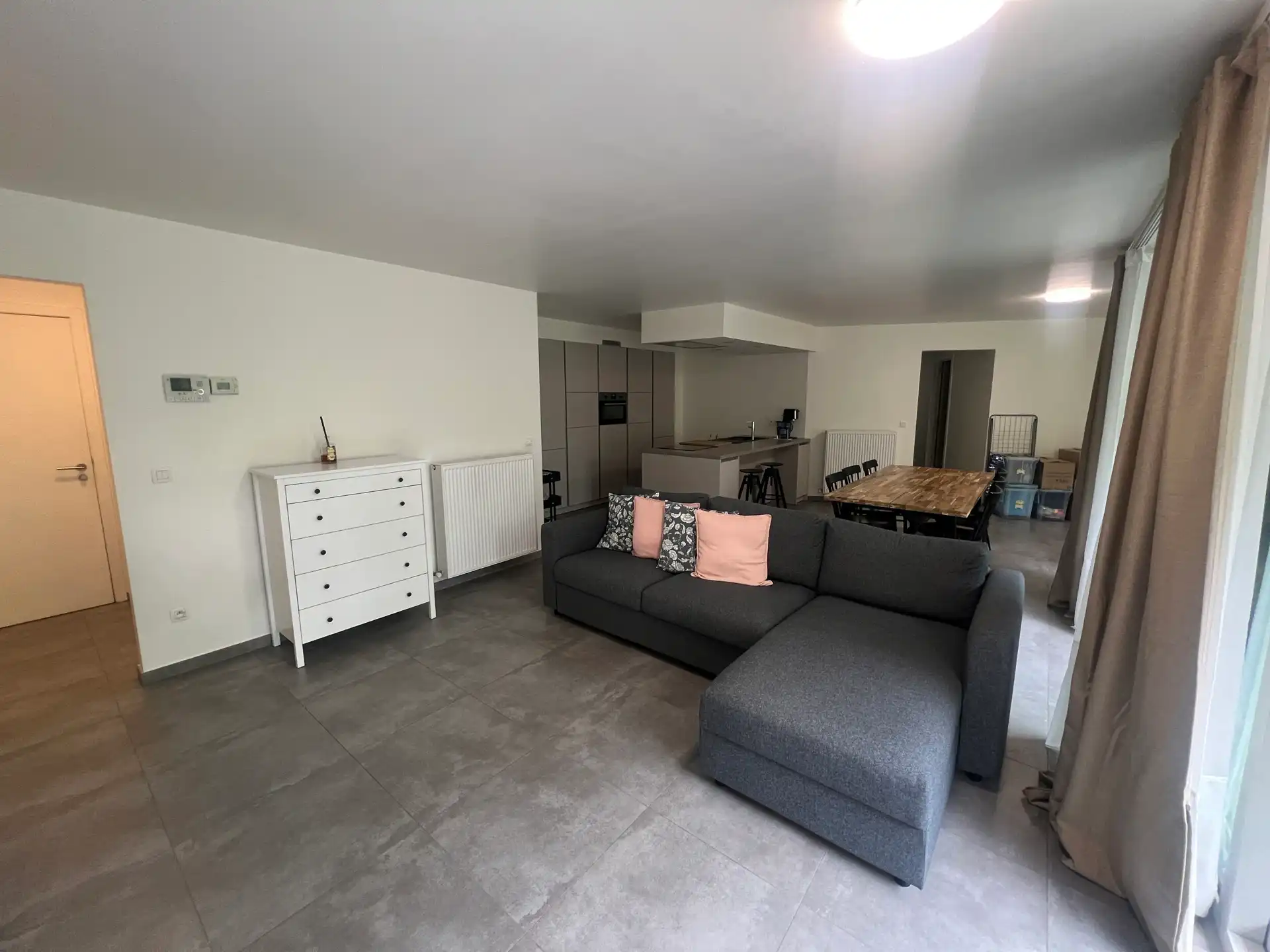 Ruim appartement met uniek groen uitzicht in hartje Genk foto 8