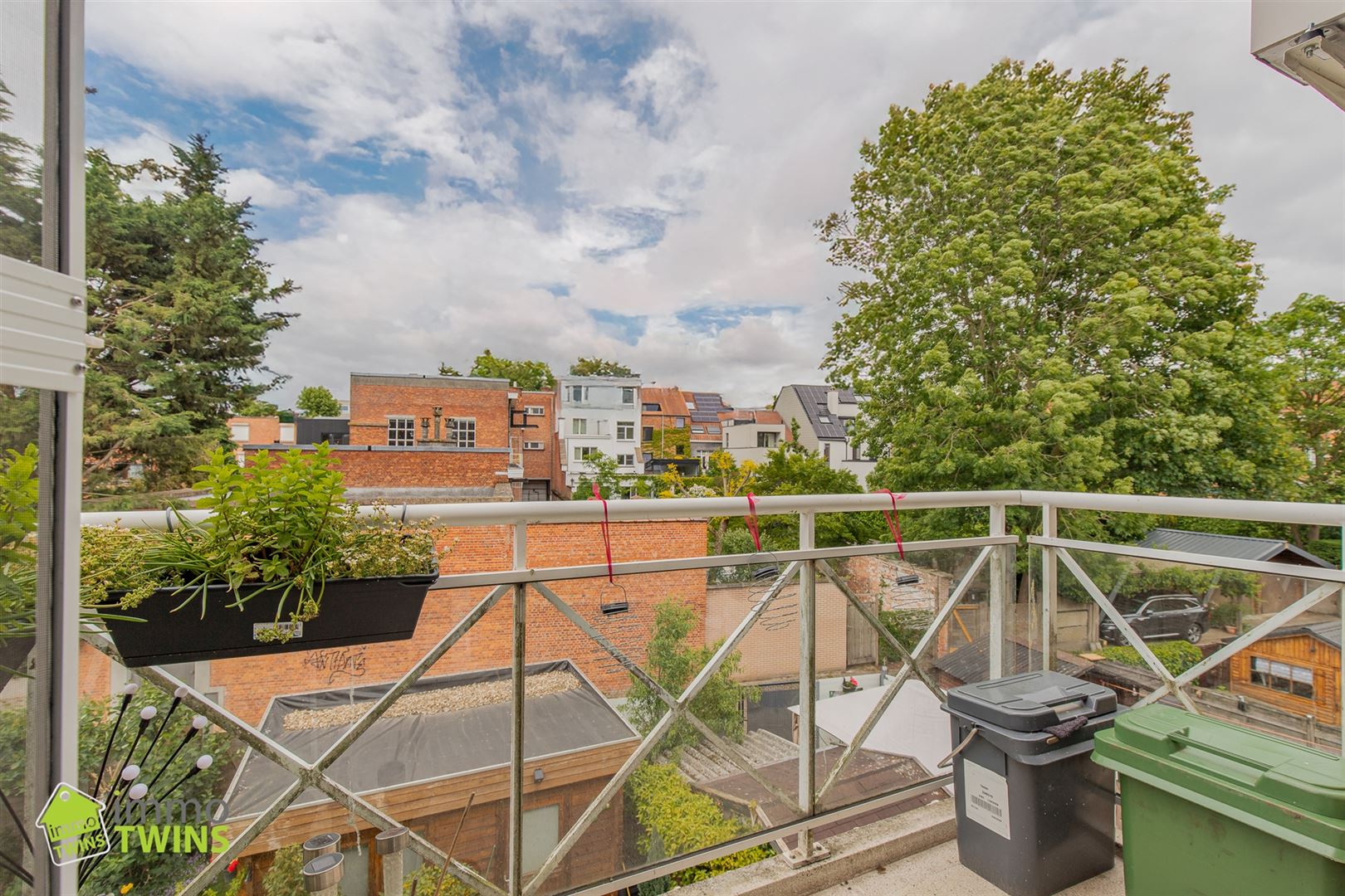 Instapklare studio met terras in centrum Lokeren foto 4