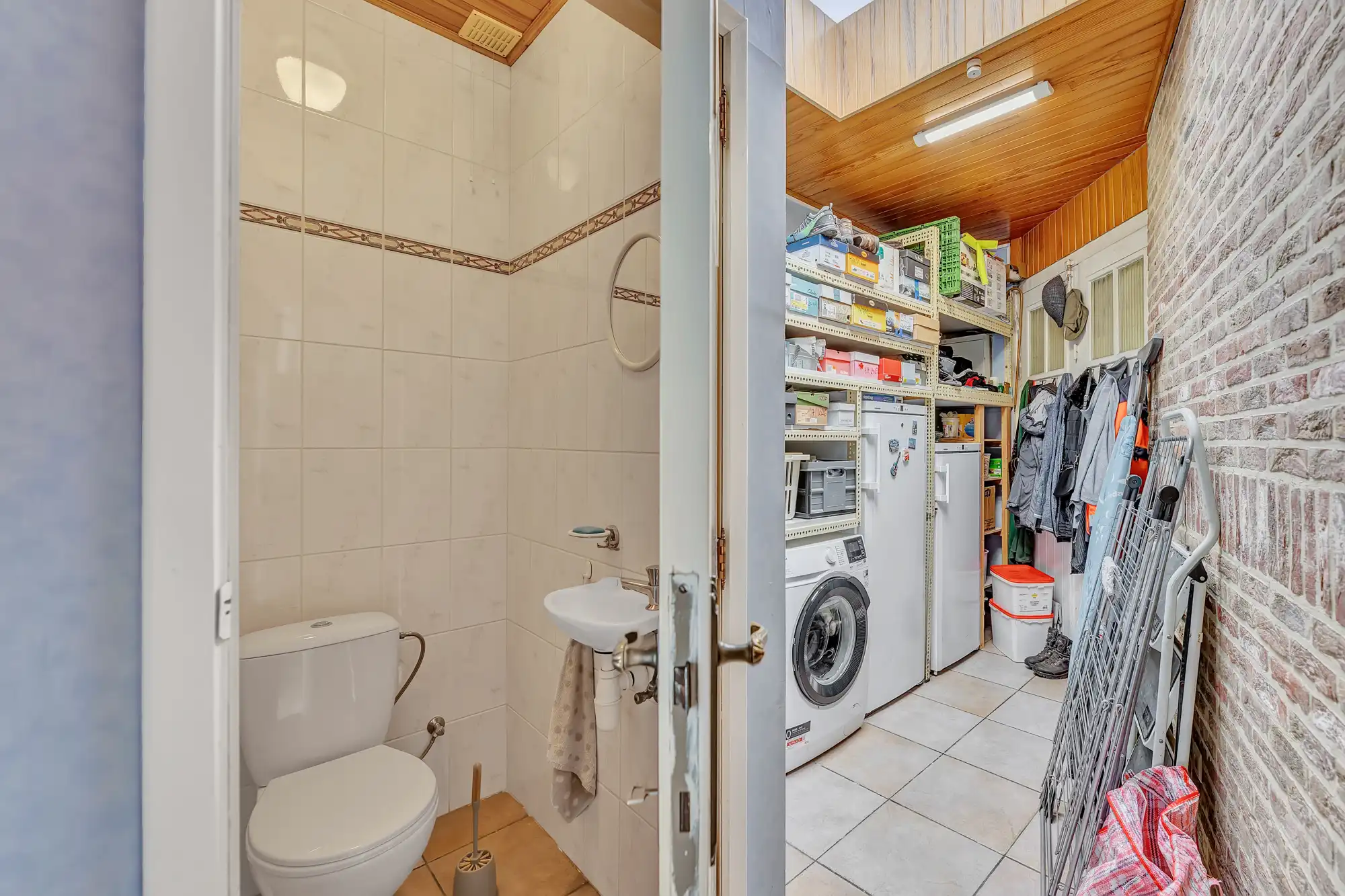 Instapklare woning met ruime bijruimte en garage in Ninove foto 10