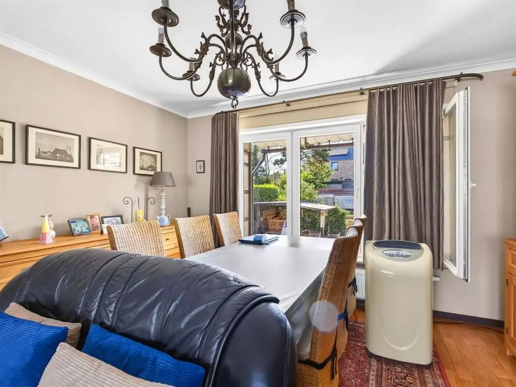Goed onderhouden vrijstaande woning foto 16