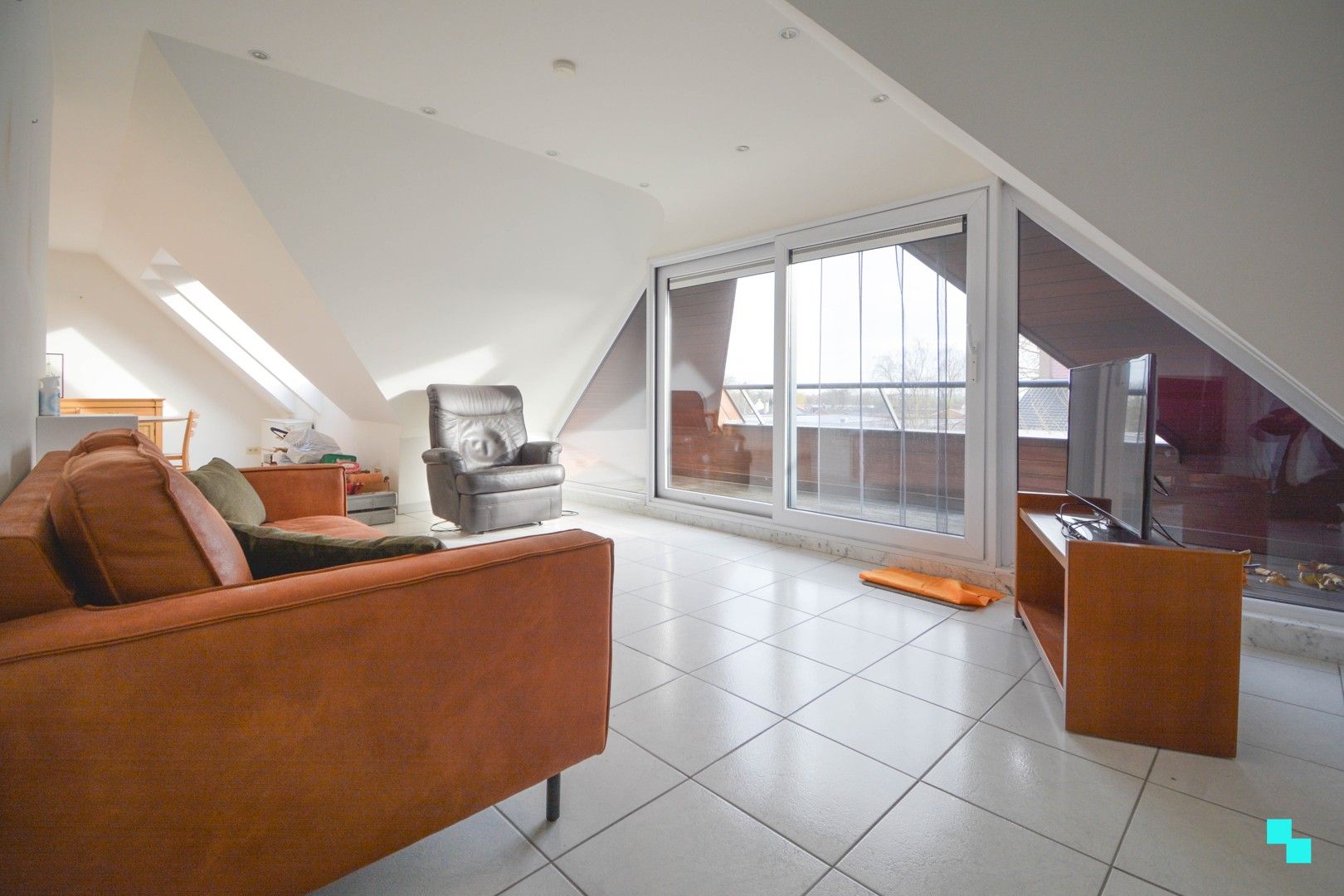 1-slaapkamer appartement met garagebox in dorpskern Gits foto 11