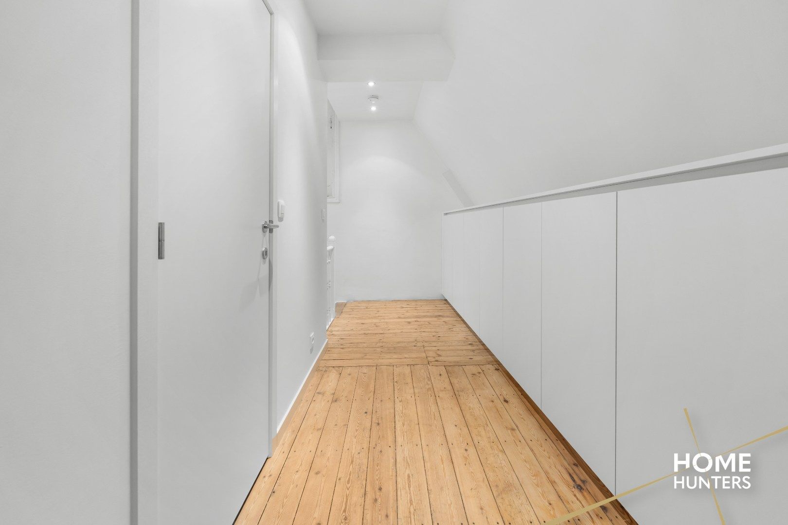 Prachtig afgewerkte herenwoning met praktijkruimte/polyvalente ruimte in het centrum van Ieper foto 26